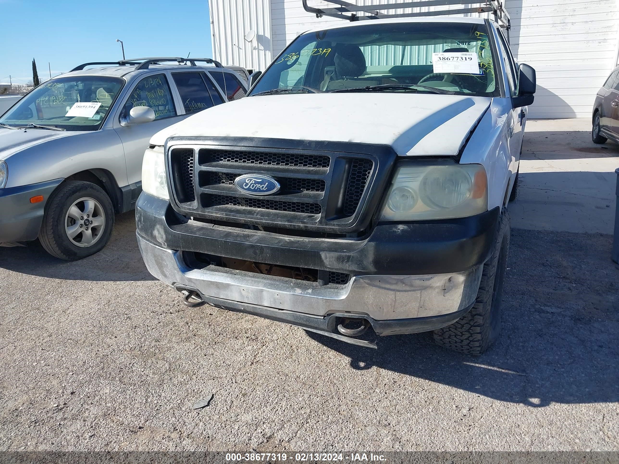 Photo 5 VIN: 1FTRF145X5NA40405 - FORD F-150 