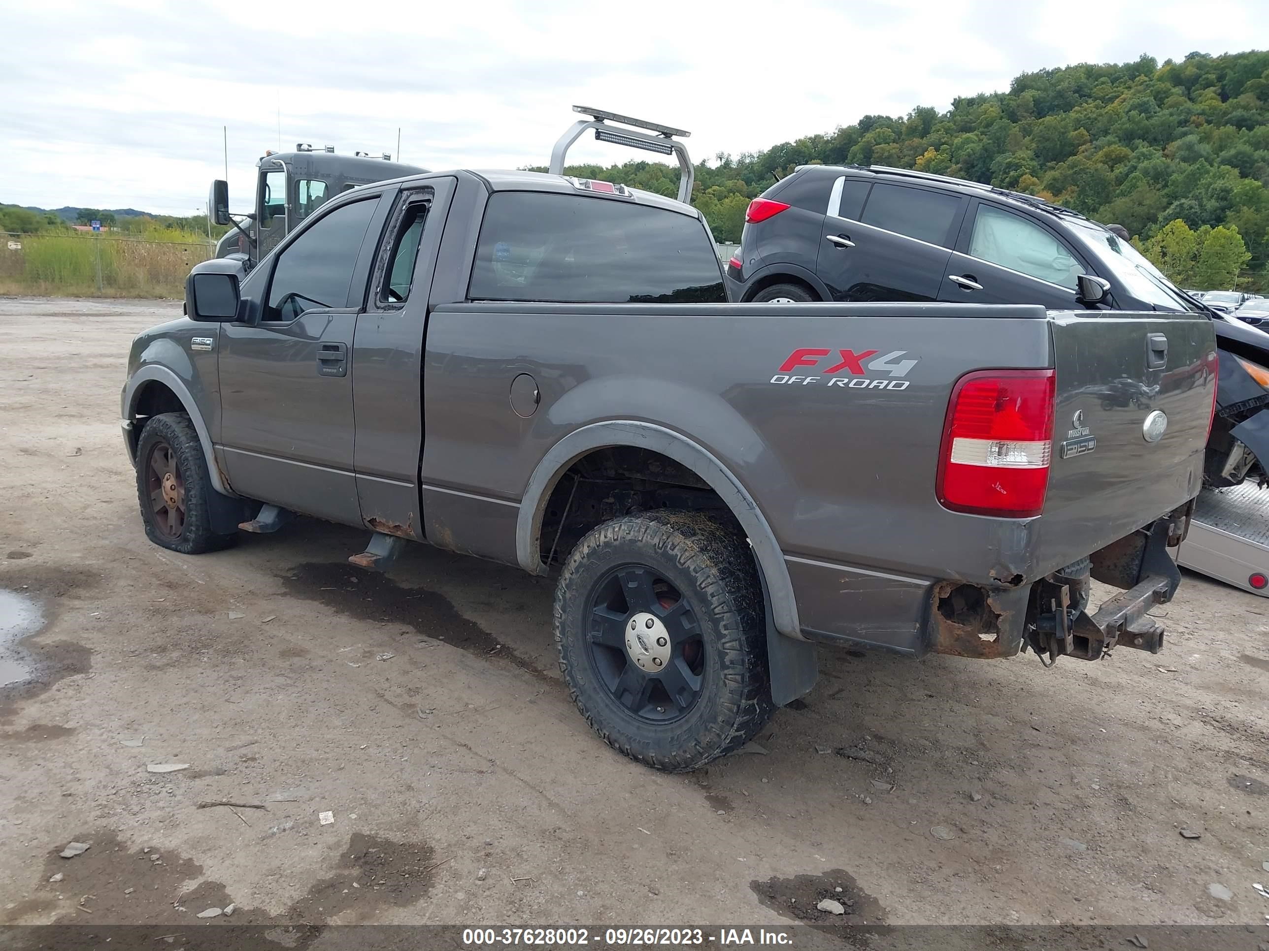 Photo 2 VIN: 1FTRF14V07KC39158 - FORD F-150 