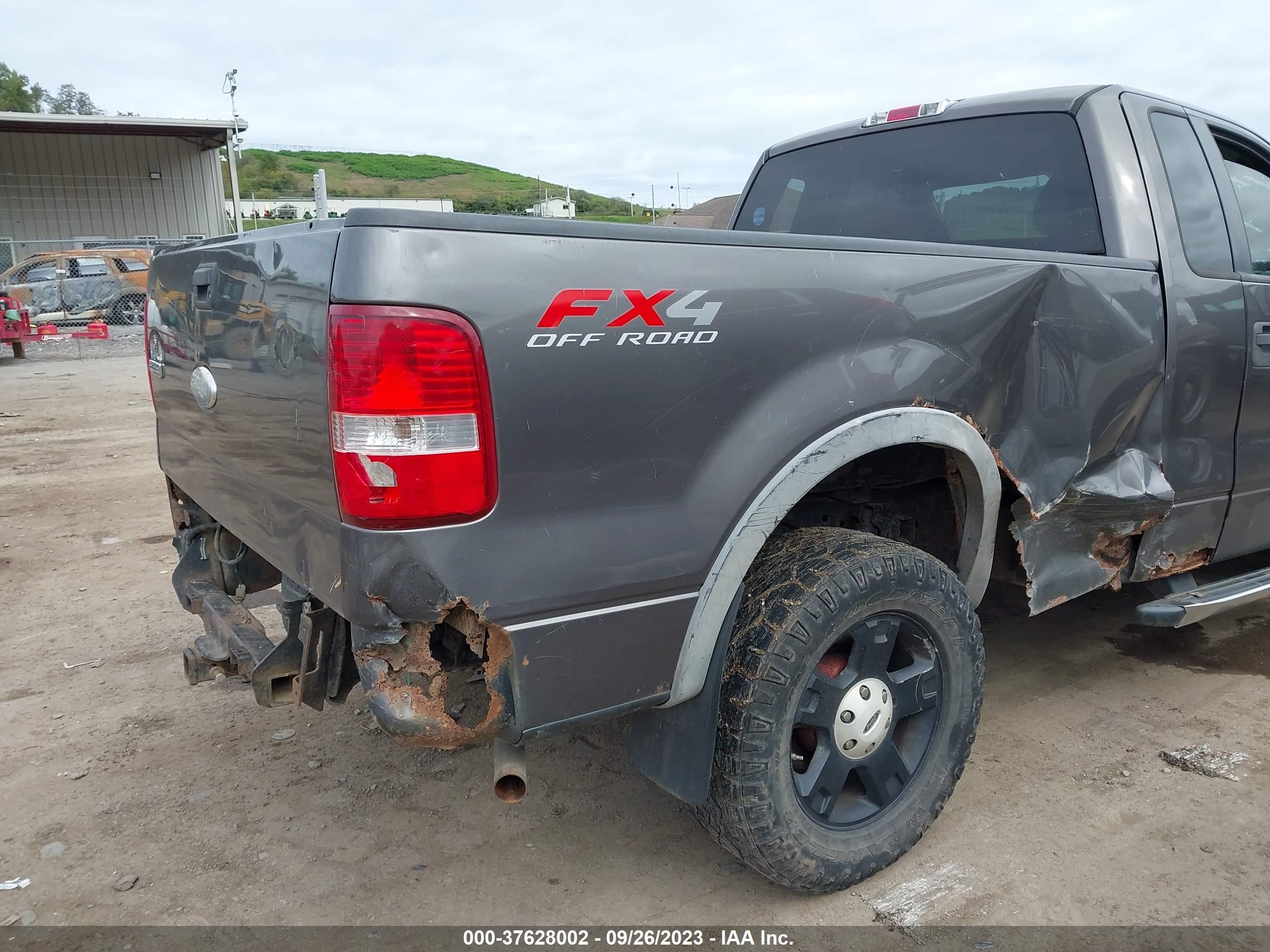 Photo 5 VIN: 1FTRF14V07KC39158 - FORD F-150 