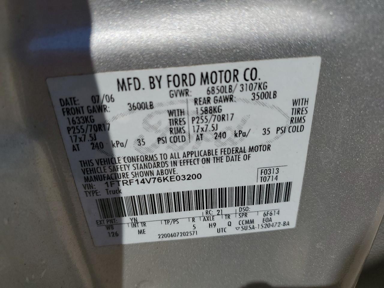 Photo 11 VIN: 1FTRF14V76KE03200 - FORD F-150 