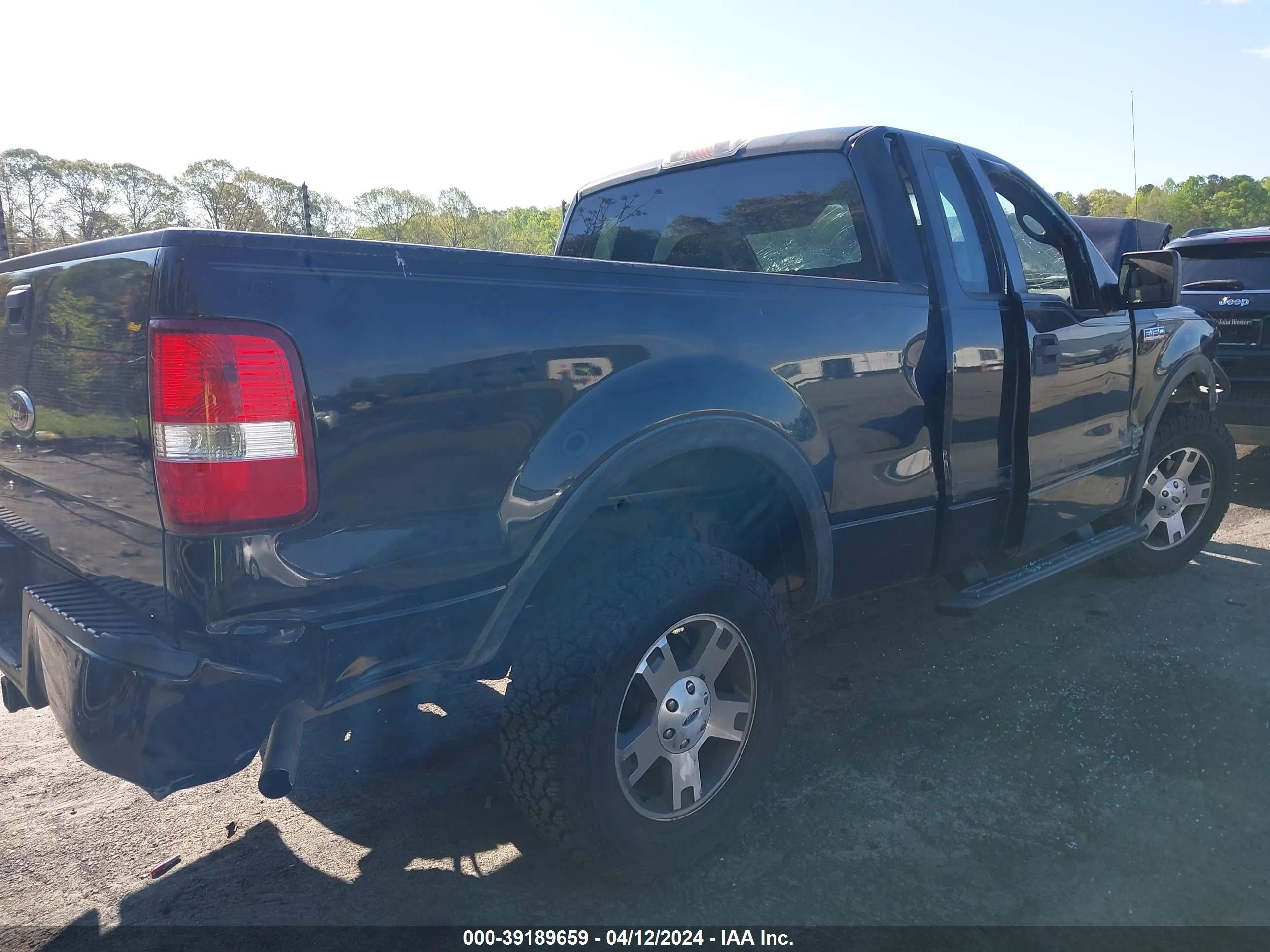 Photo 3 VIN: 1FTRF14V76NA97100 - FORD F-150 