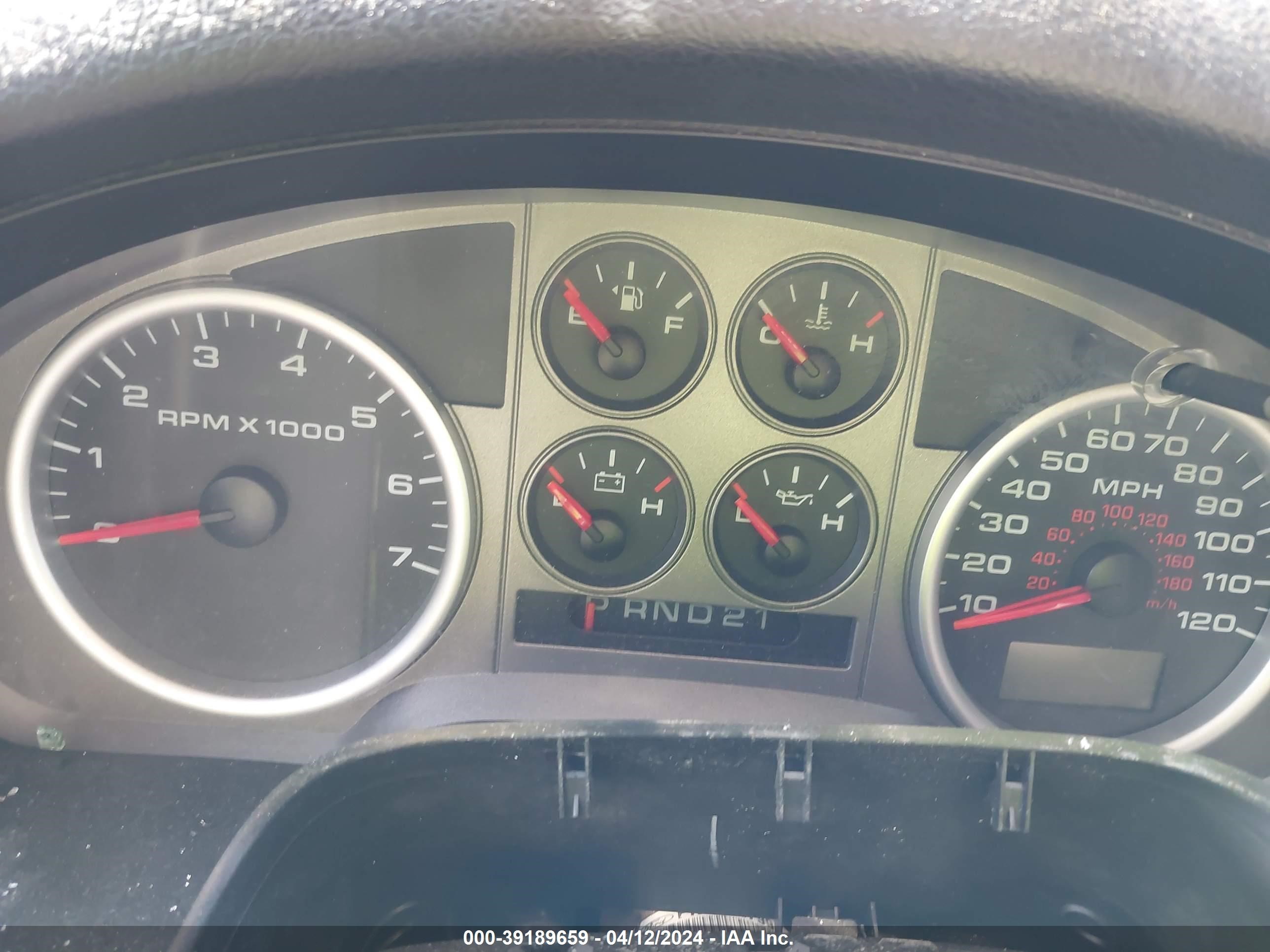 Photo 6 VIN: 1FTRF14V76NA97100 - FORD F-150 