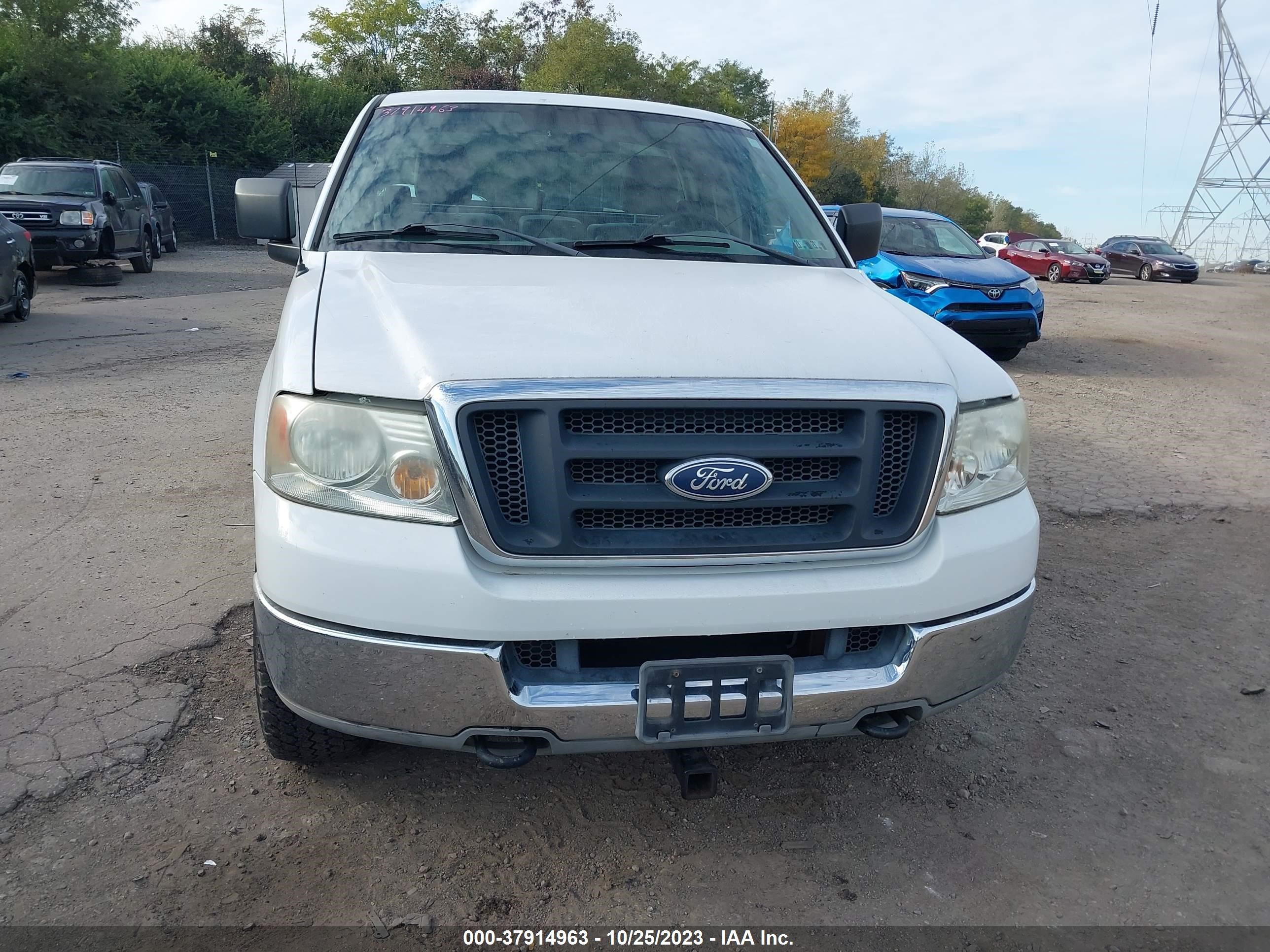 Photo 5 VIN: 1FTRF14W04NC31774 - FORD F-150 