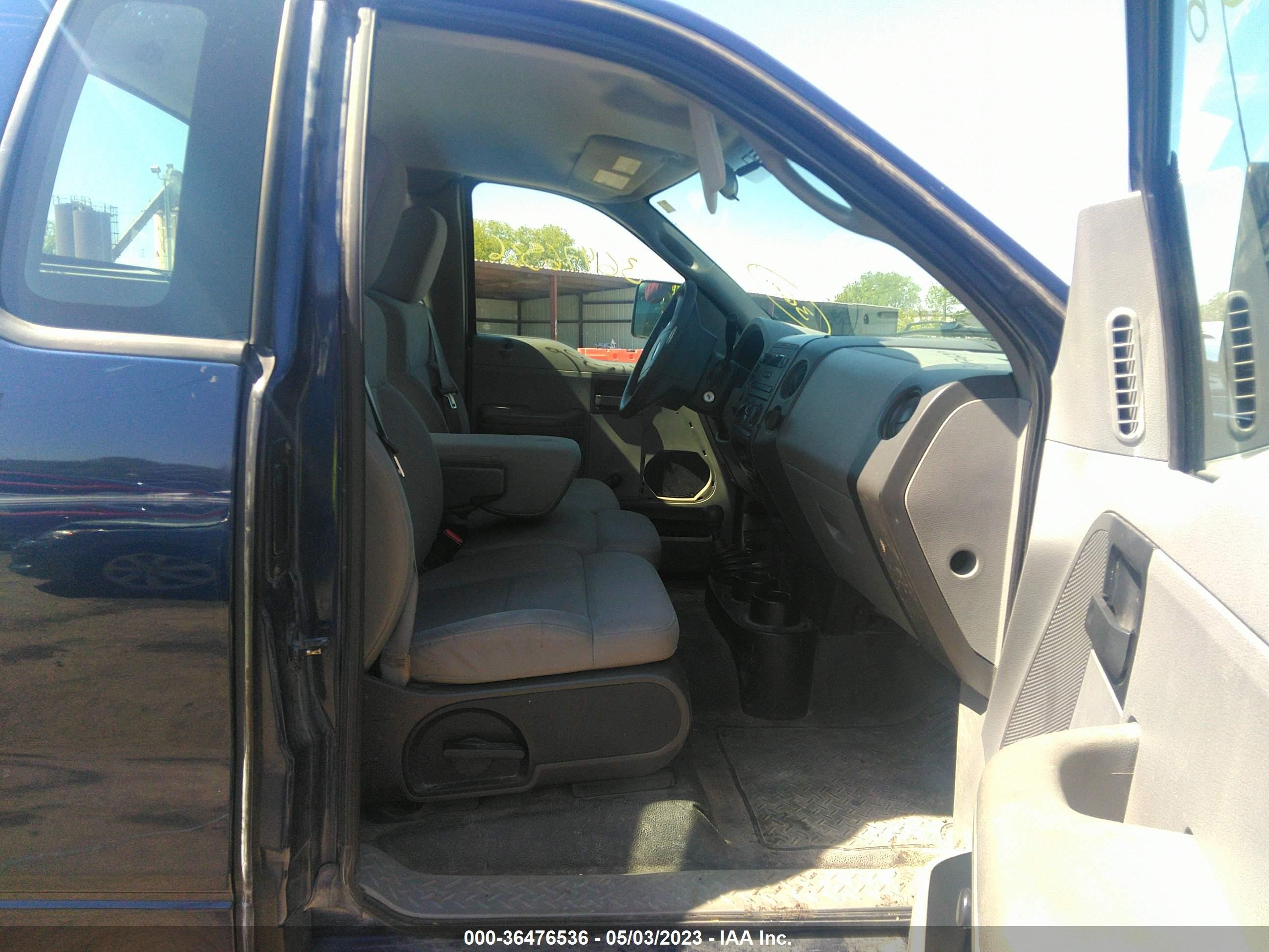 Photo 4 VIN: 1FTRF14W18KF07628 - FORD F-150 