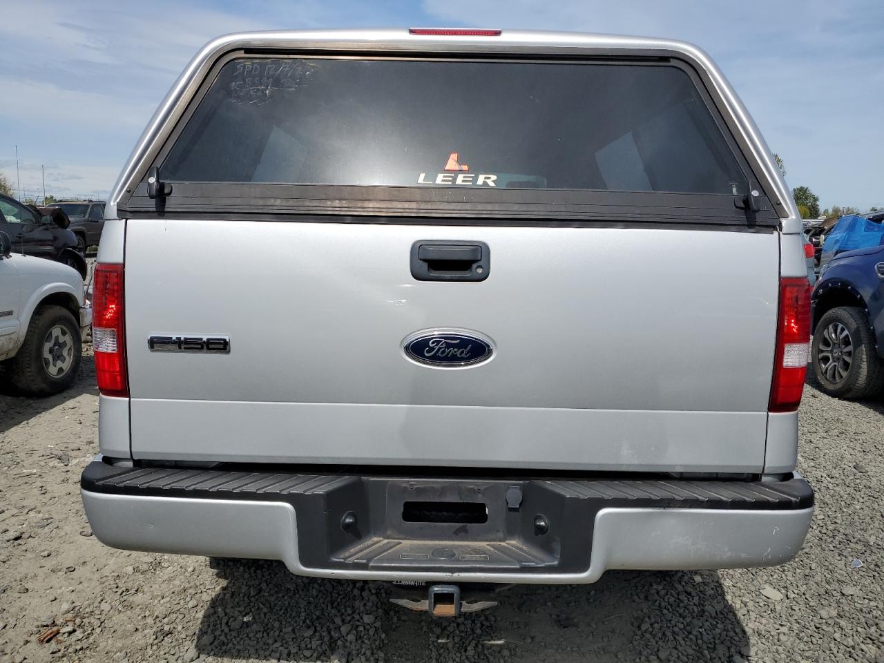 Photo 5 VIN: 1FTRF14W35NB13767 - FORD F-150 