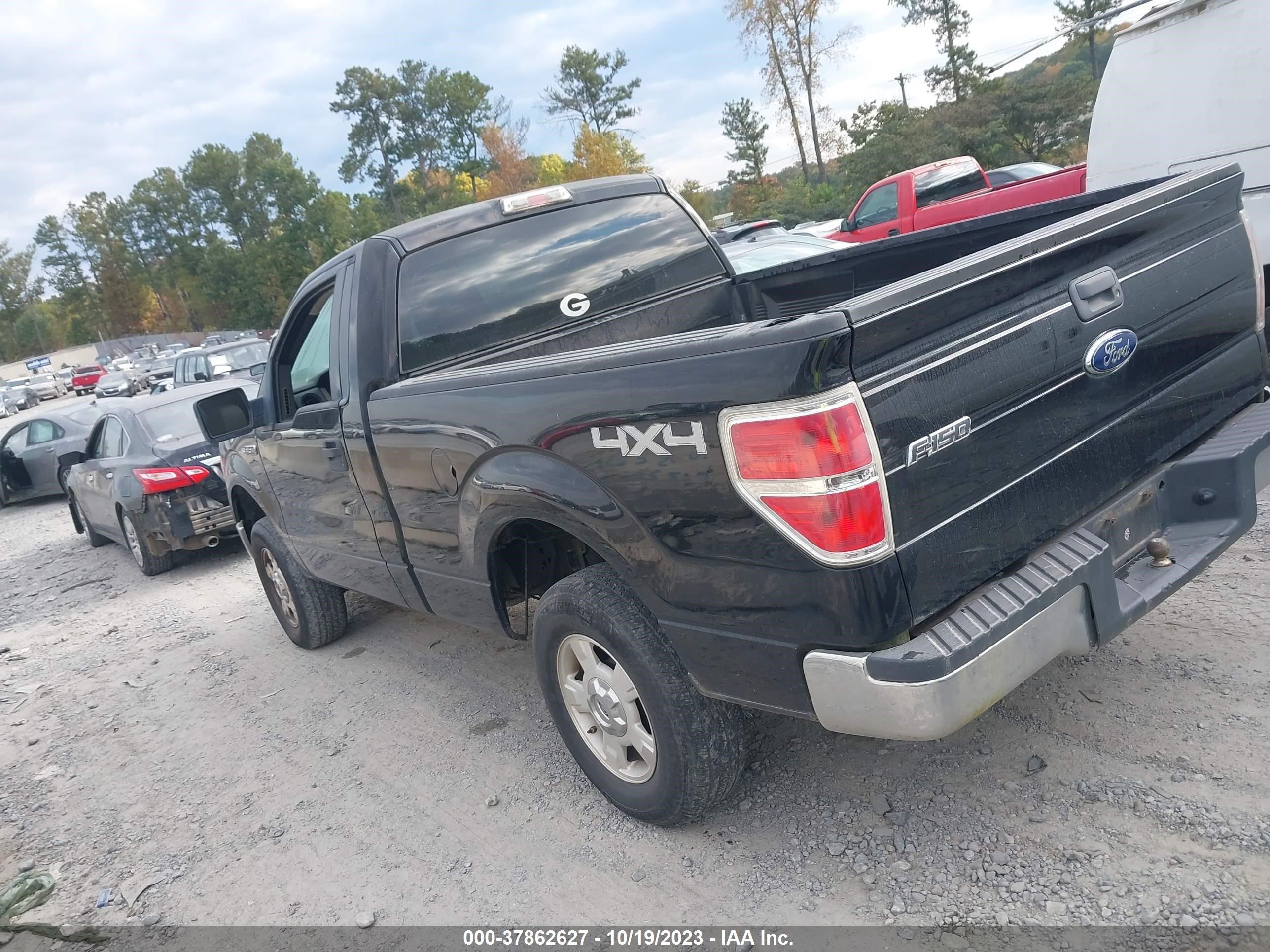 Photo 2 VIN: 1FTRF14W69KB14287 - FORD F-150 