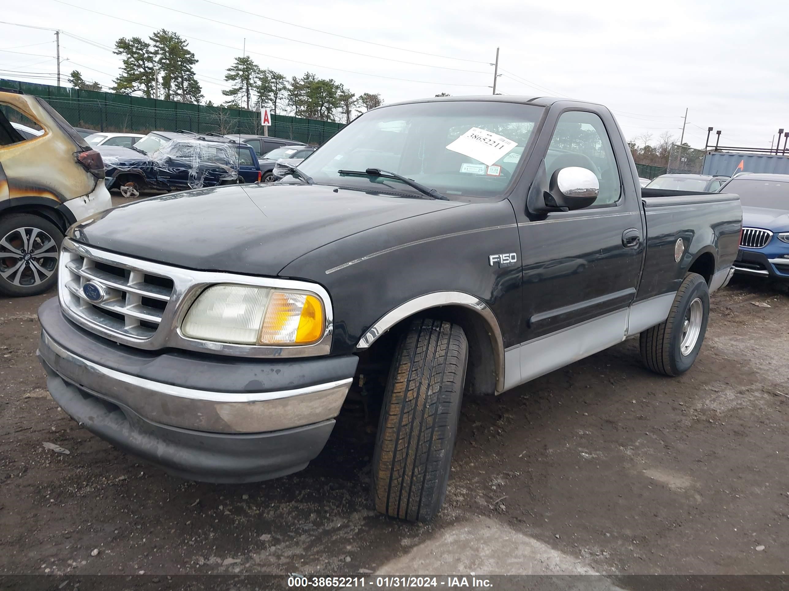 Photo 1 VIN: 1FTRF17232NB36499 - FORD F-150 