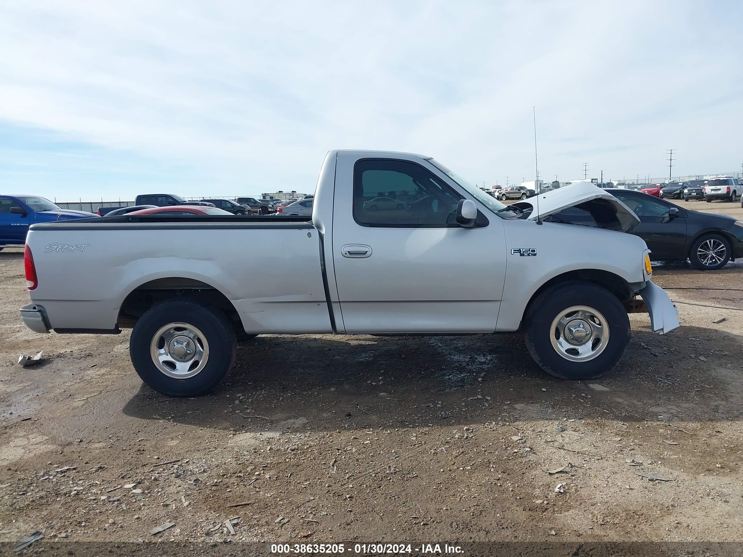 Photo 12 VIN: 1FTRF17262NB50378 - FORD F-150 