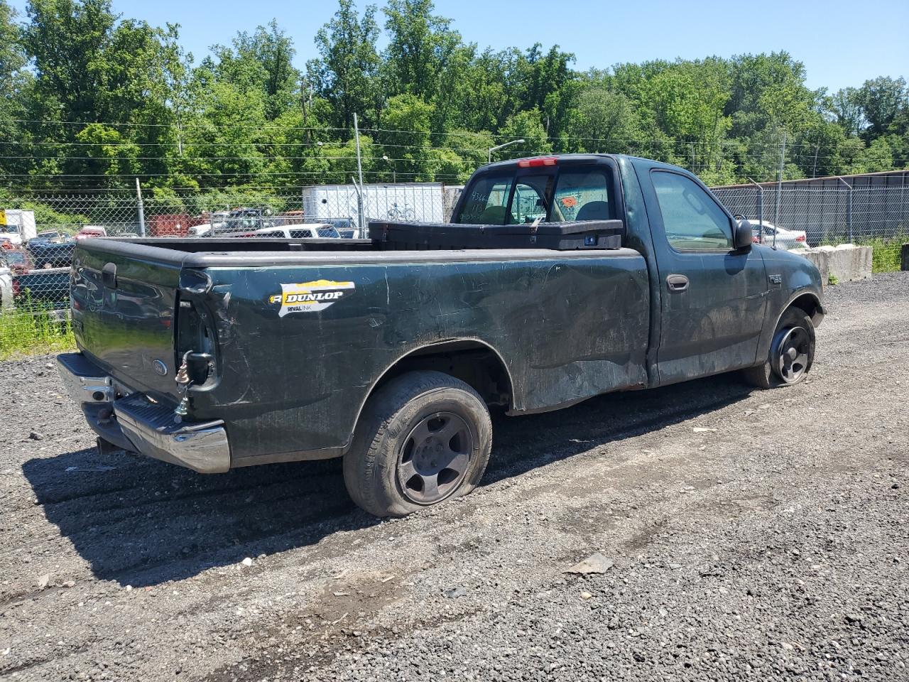 Photo 2 VIN: 1FTRF17262NB87849 - FORD F-150 