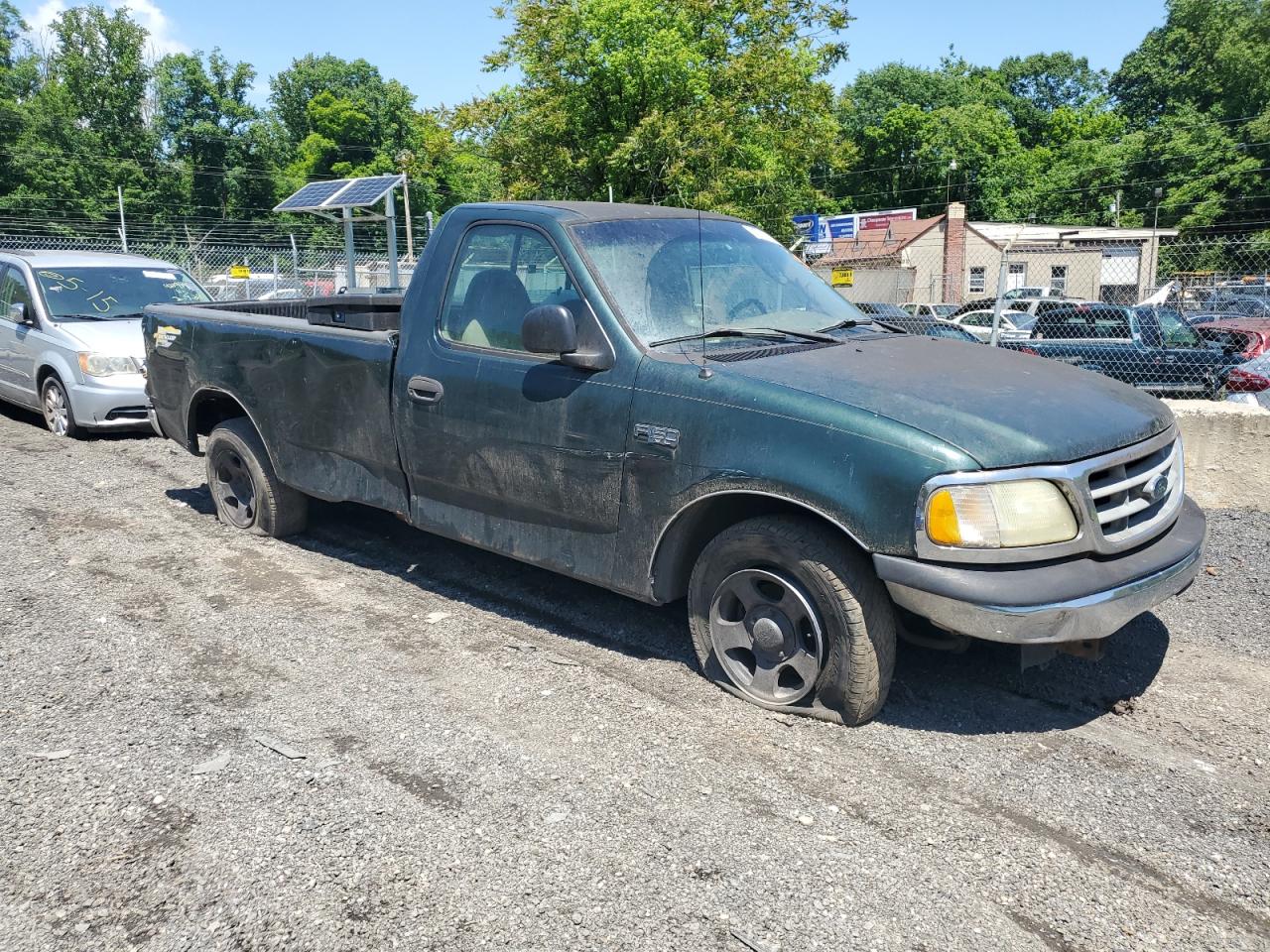 Photo 3 VIN: 1FTRF17262NB87849 - FORD F-150 