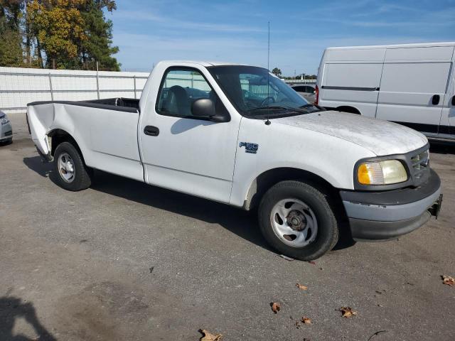 Photo 3 VIN: 1FTRF17W03NA39409 - FORD F150 