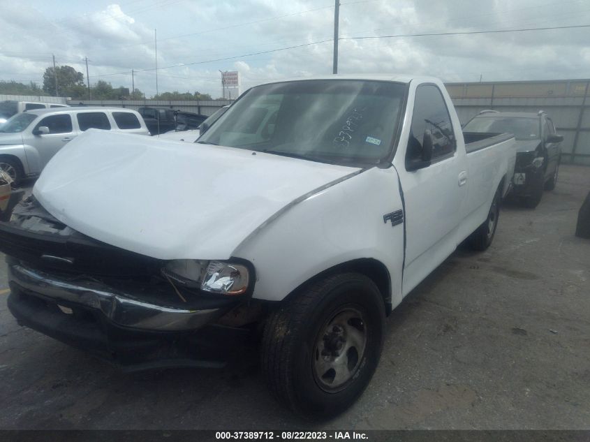 Photo 1 VIN: 1FTRF17W4YNB26737 - FORD F-150 