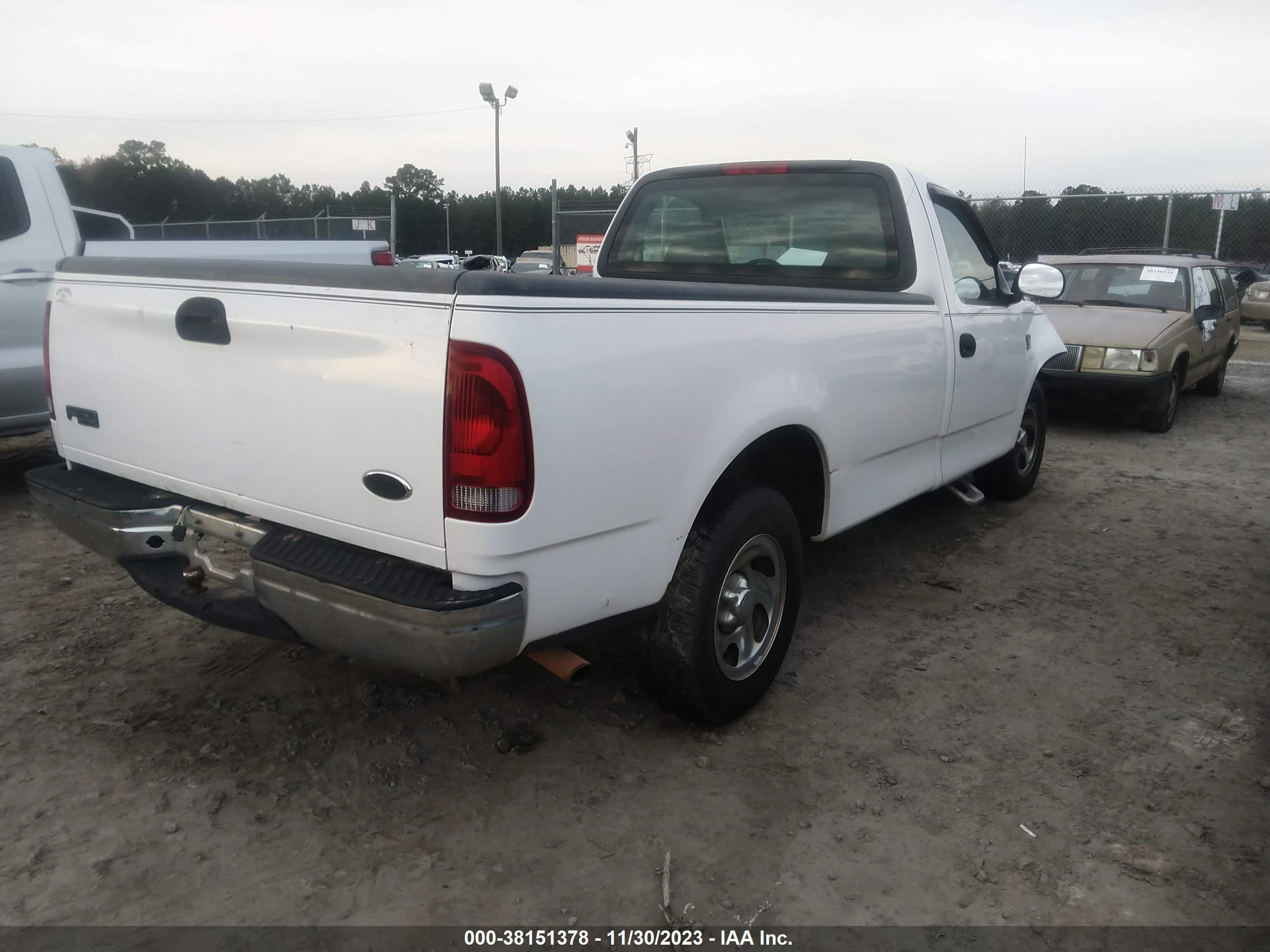 Photo 3 VIN: 1FTRF17W6XNC07057 - FORD F-150 