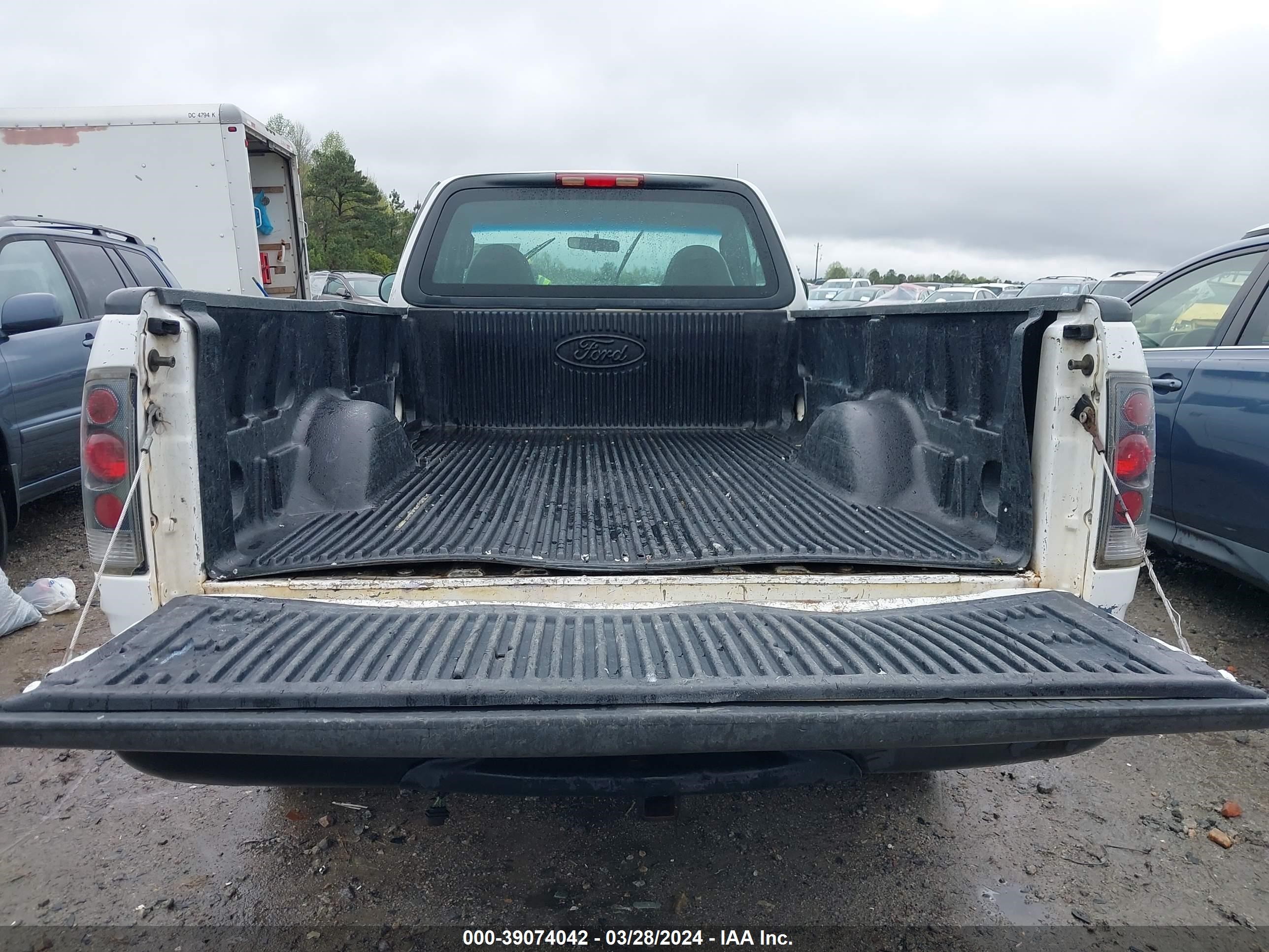 Photo 7 VIN: 1FTRF17W92NB03025 - FORD F-150 