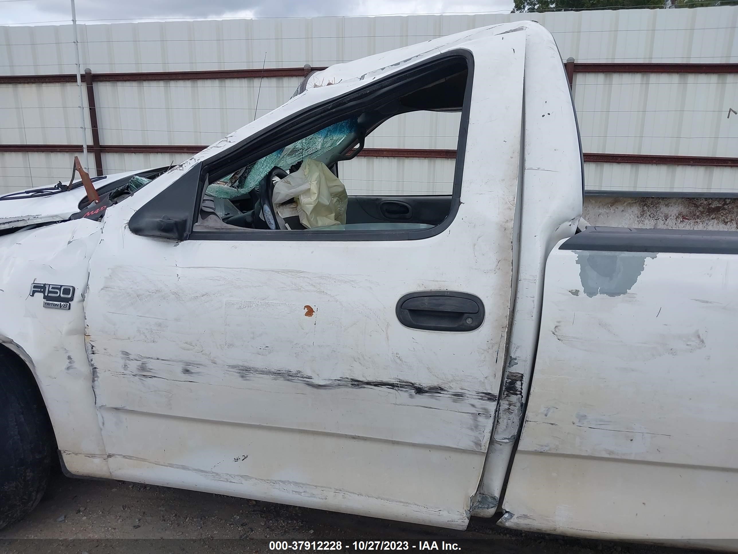 Photo 12 VIN: 1FTRF17W9XNB31429 - FORD F-150 