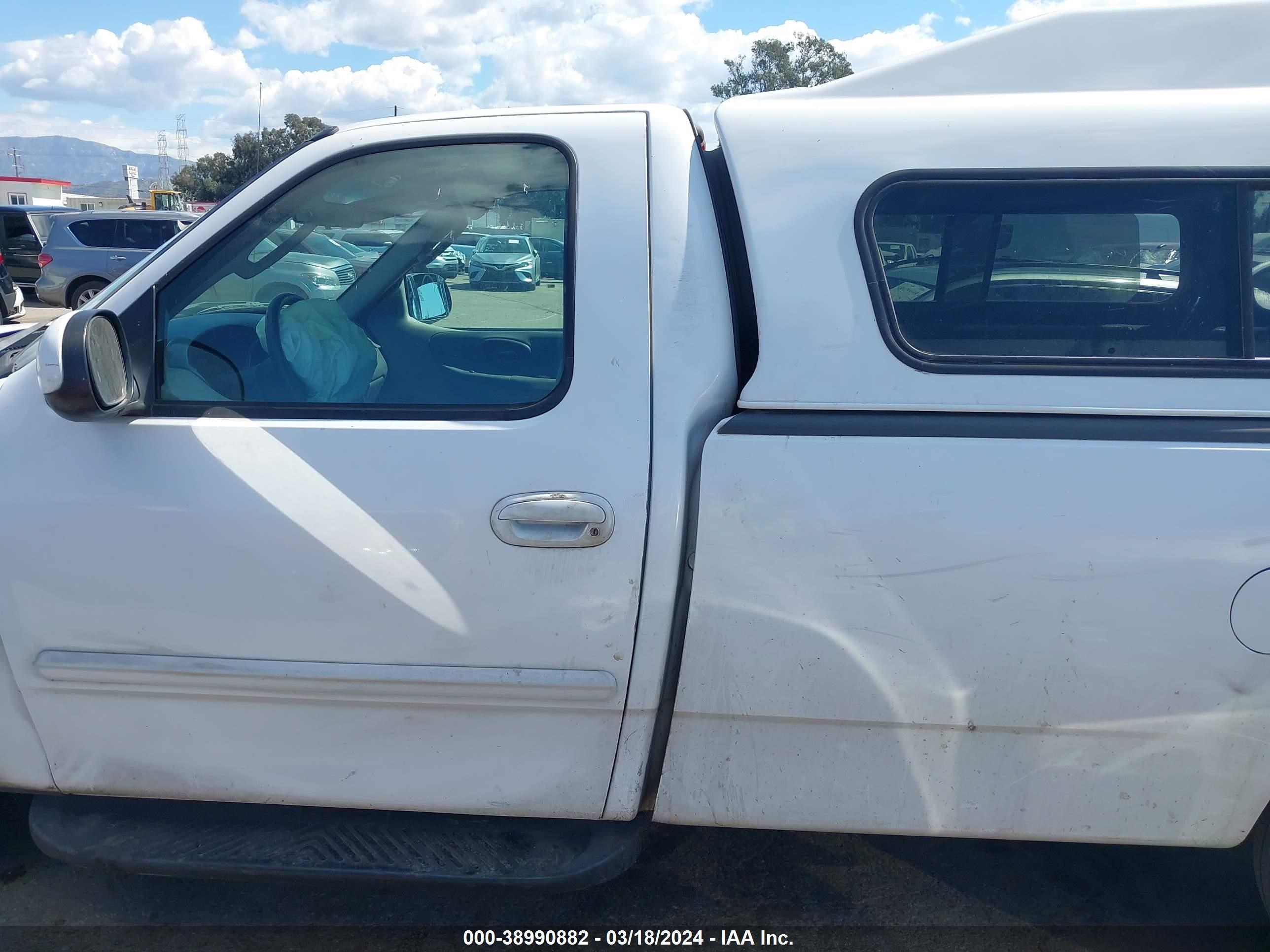 Photo 13 VIN: 1FTRF17WX3NA82347 - FORD F-150 