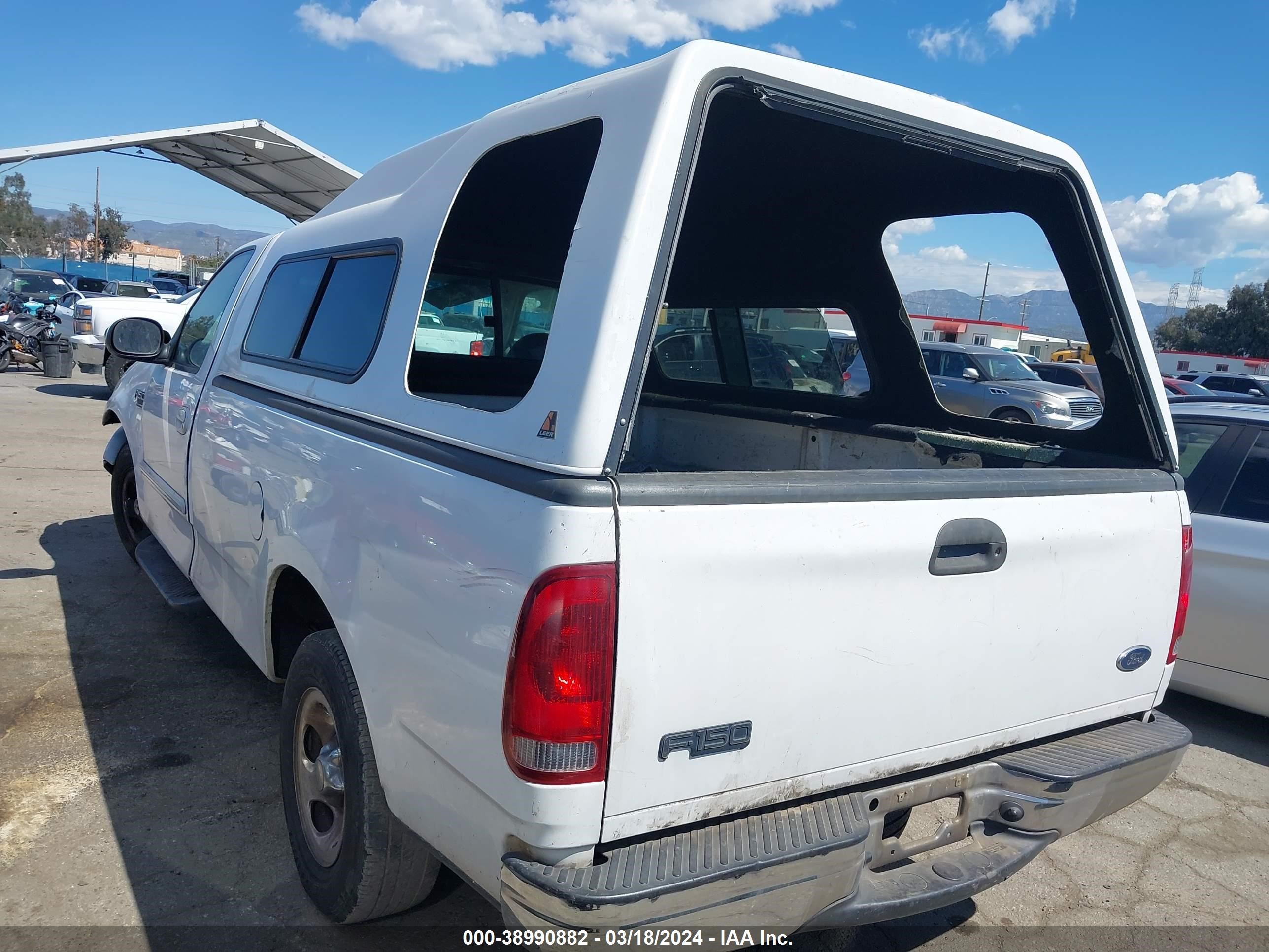 Photo 2 VIN: 1FTRF17WX3NA82347 - FORD F-150 