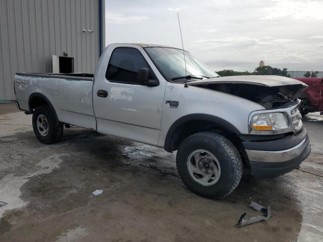 Photo 3 VIN: 1FTRF18W51NA89606 - FORD F150 