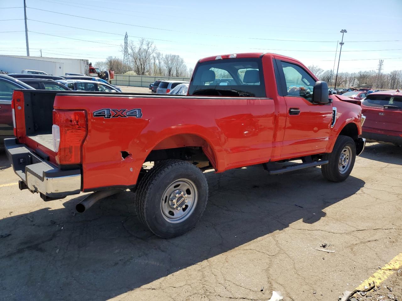 Photo 2 VIN: 1FTRF3B61KEE42073 - FORD F350 