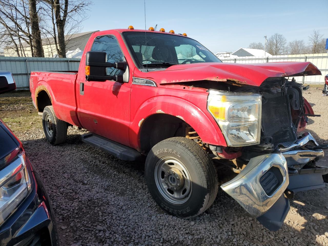 Photo 3 VIN: 1FTRF3B64FEC07611 - FORD F350 