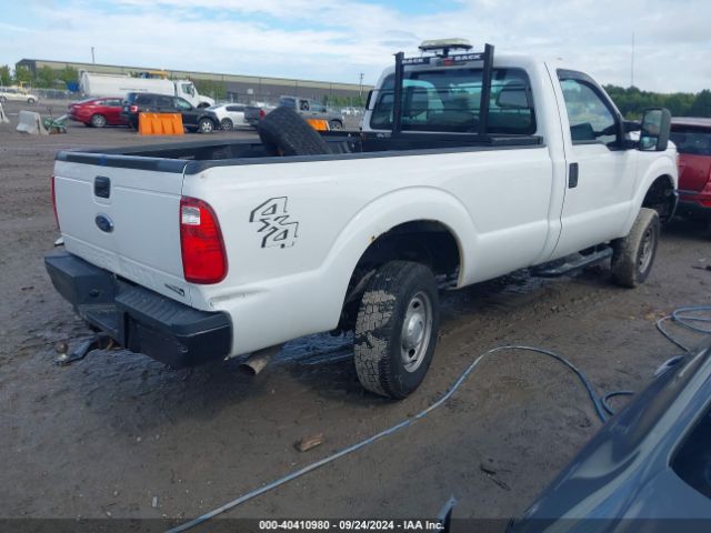 Photo 3 VIN: 1FTRF3B64GEB17568 - FORD F-350 