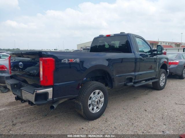 Photo 3 VIN: 1FTRF3BN5PED43030 - FORD F-350 