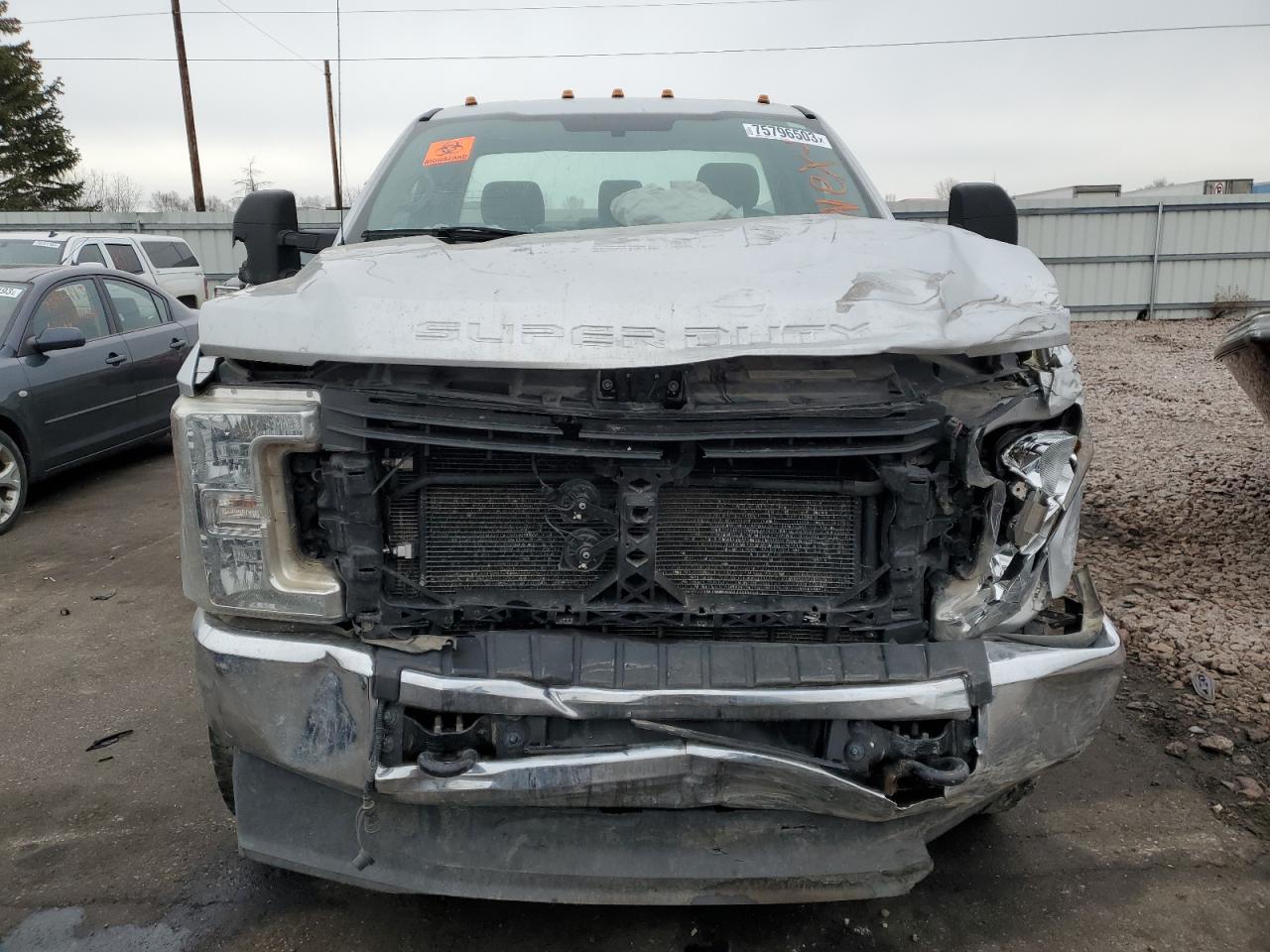 Photo 4 VIN: 1FTRF3BT7HED51307 - FORD F350 