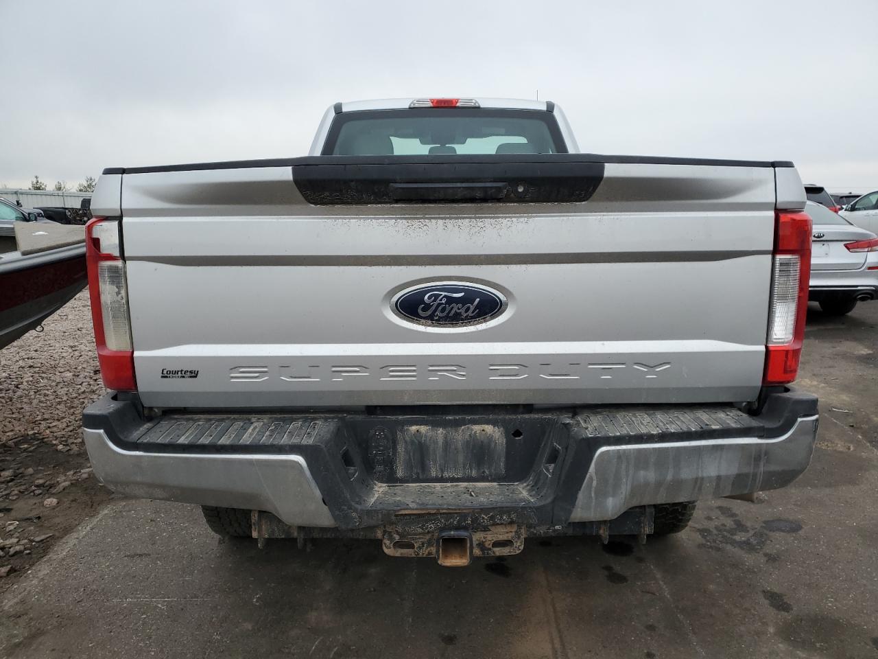 Photo 5 VIN: 1FTRF3BT7HED51307 - FORD F350 