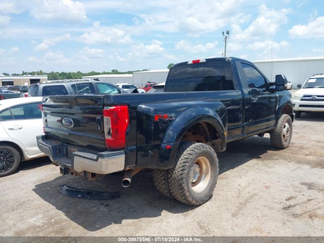 Photo 3 VIN: 1FTRF3D67JEB68602 - FORD F-350 