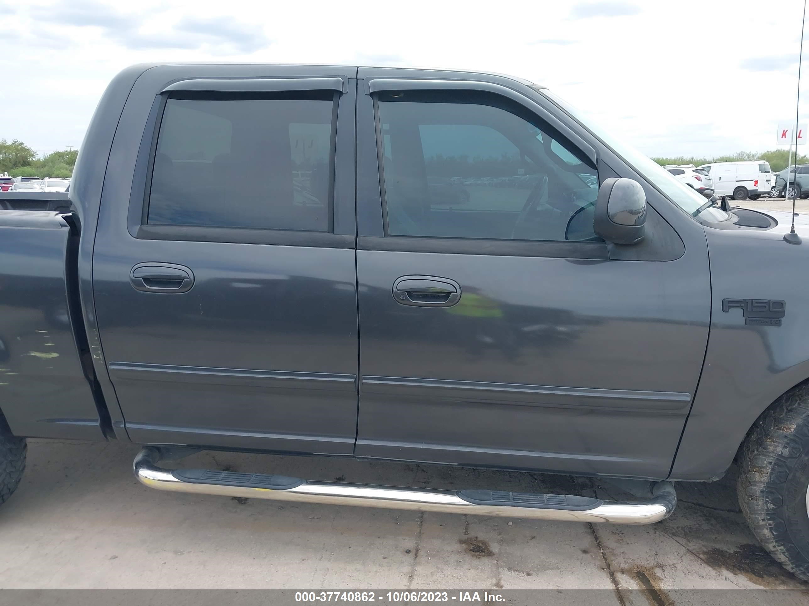 Photo 12 VIN: 1FTRW07632KA21609 - FORD F-150 