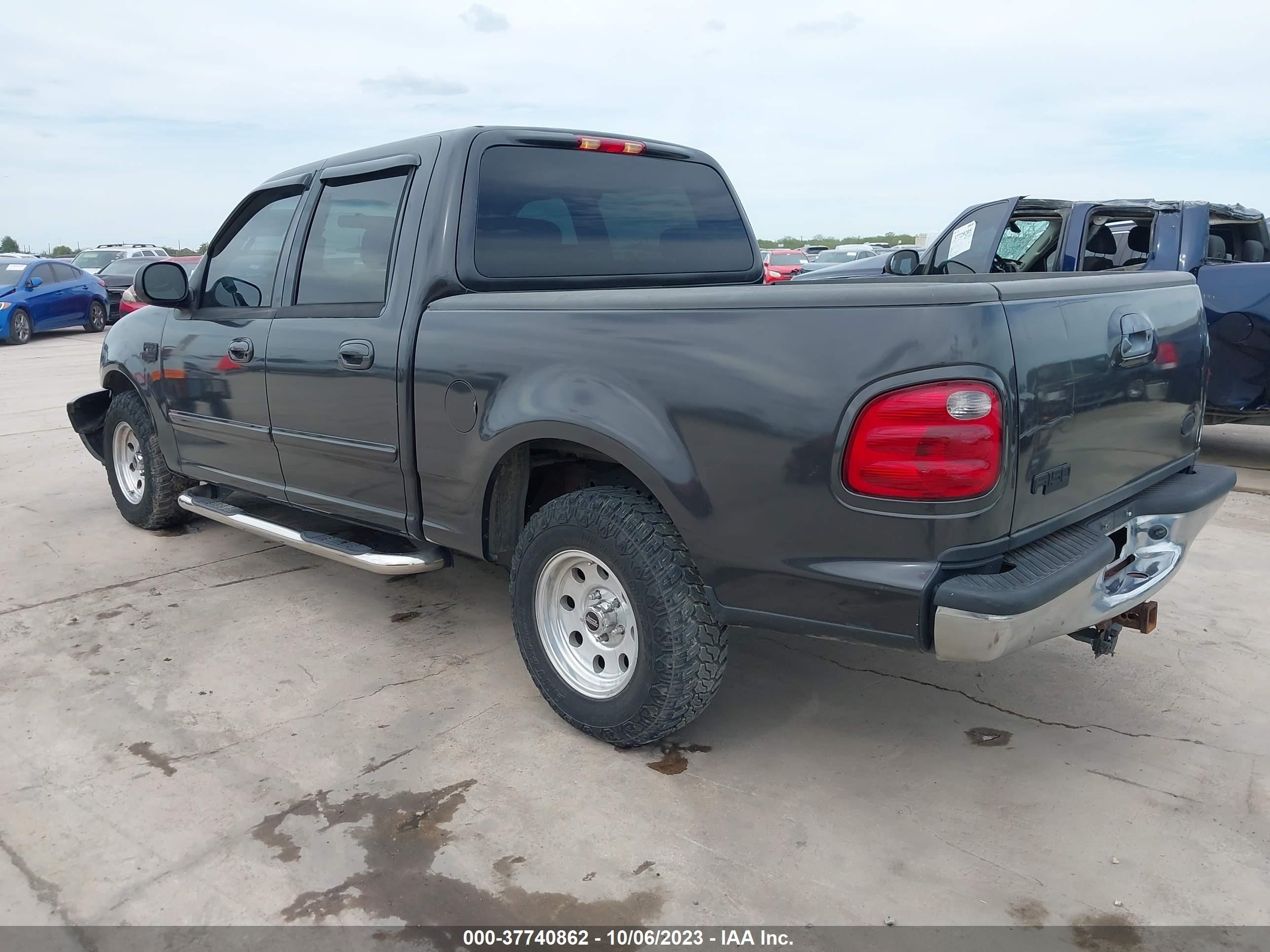 Photo 2 VIN: 1FTRW07632KA21609 - FORD F-150 