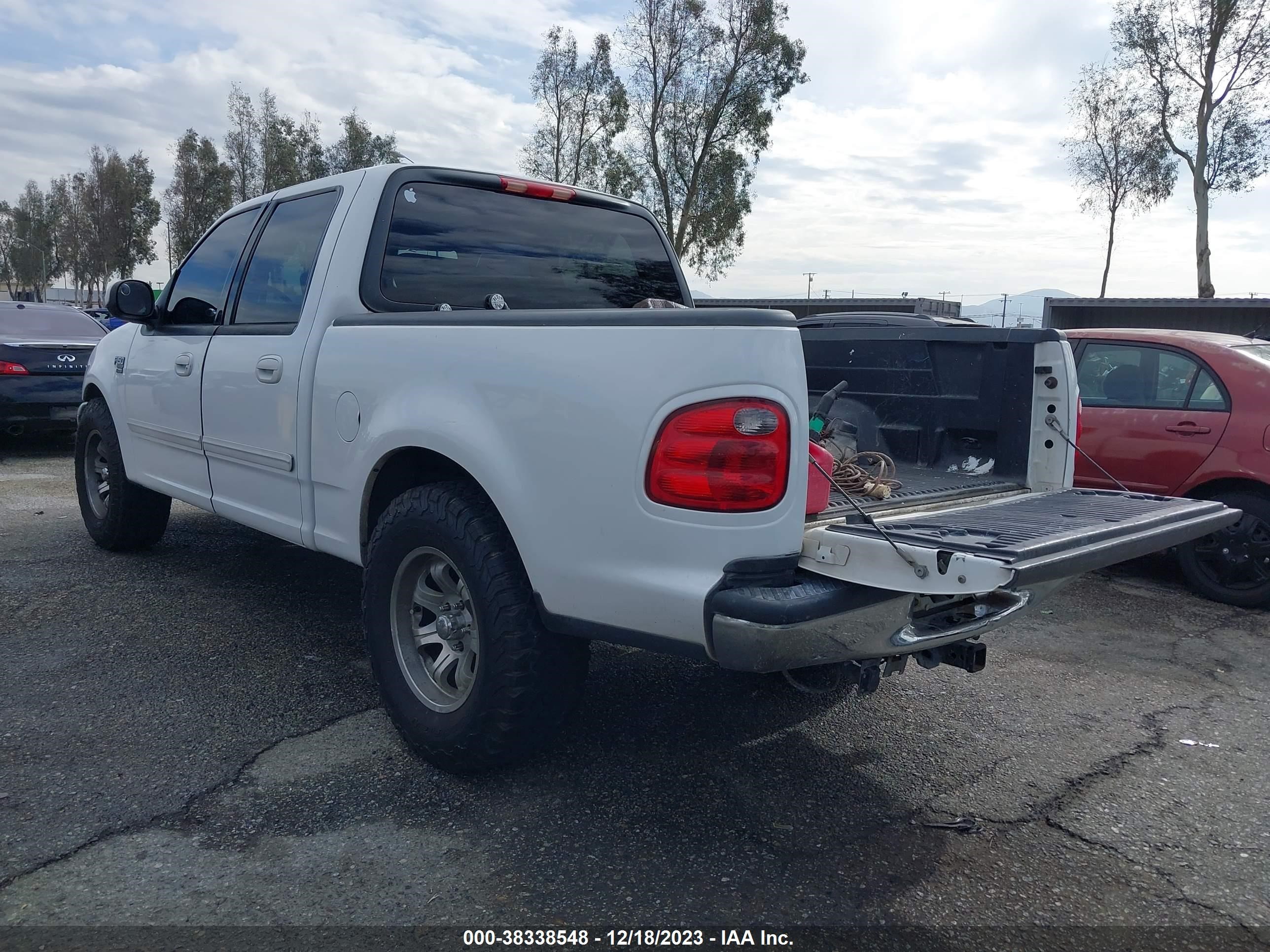 Photo 2 VIN: 1FTRW07633KC10150 - FORD F-150 