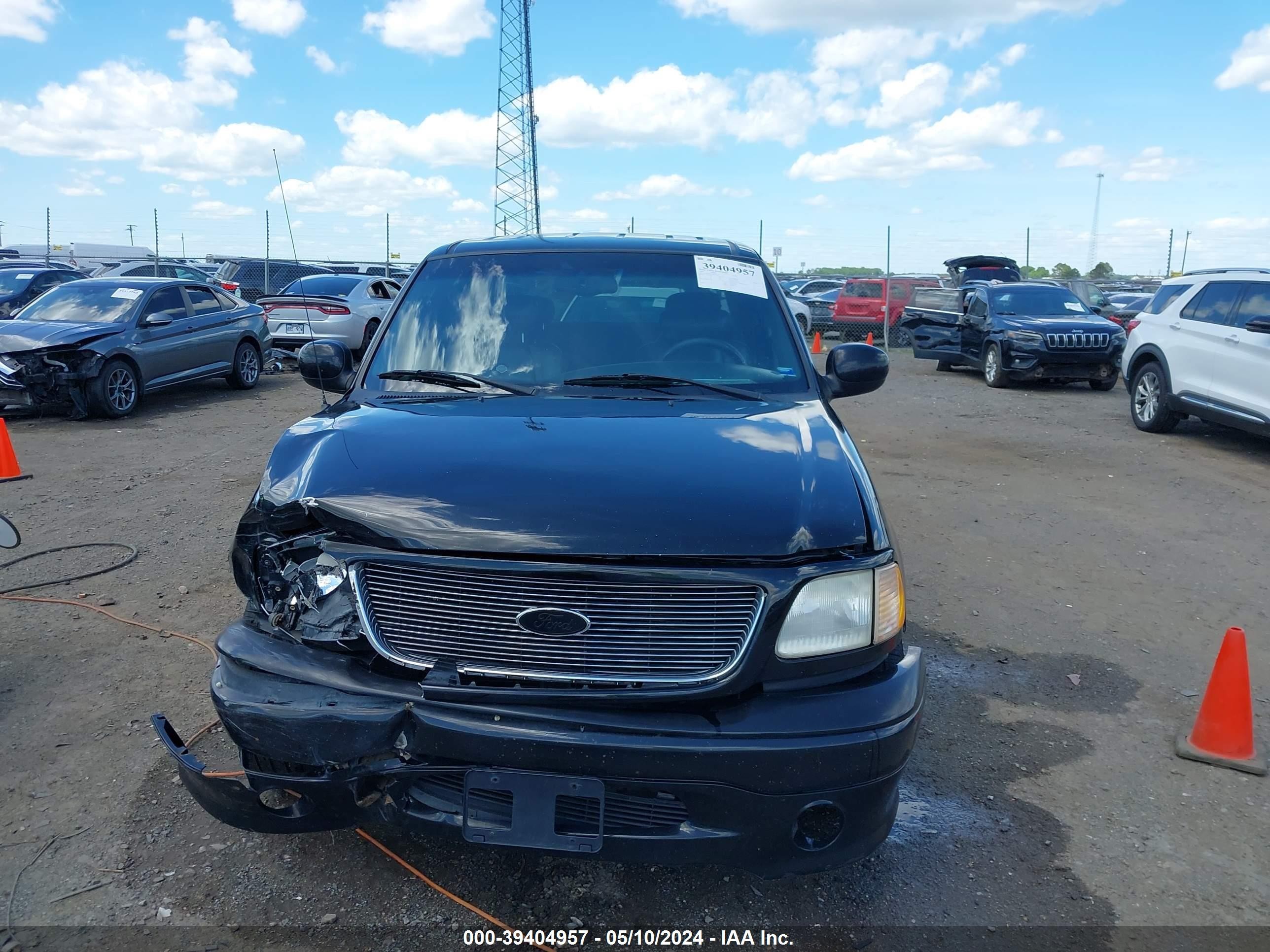 Photo 11 VIN: 1FTRW07L71KA62619 - FORD F-150 