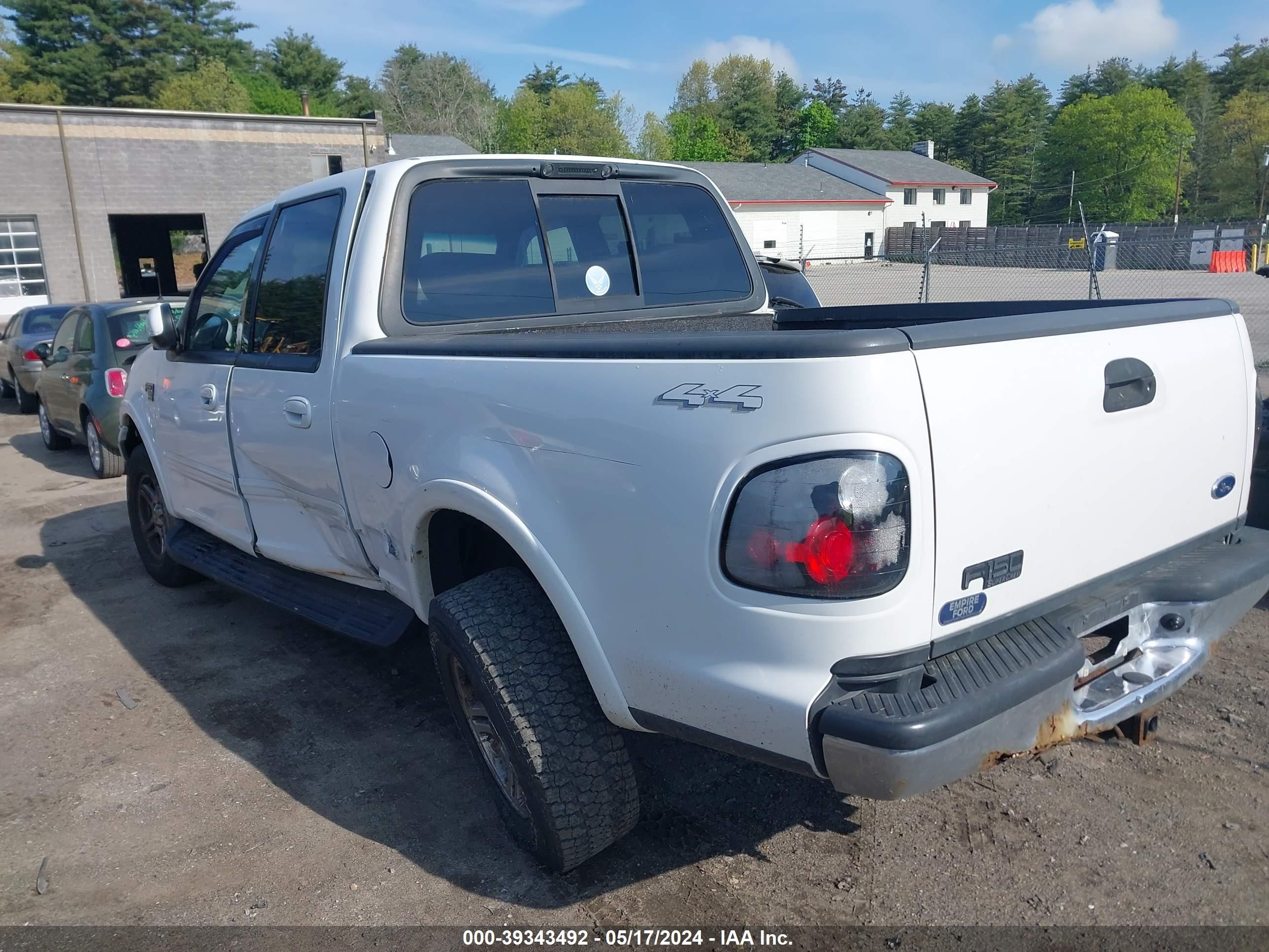 Photo 2 VIN: 1FTRW08612KD47424 - FORD F-150 