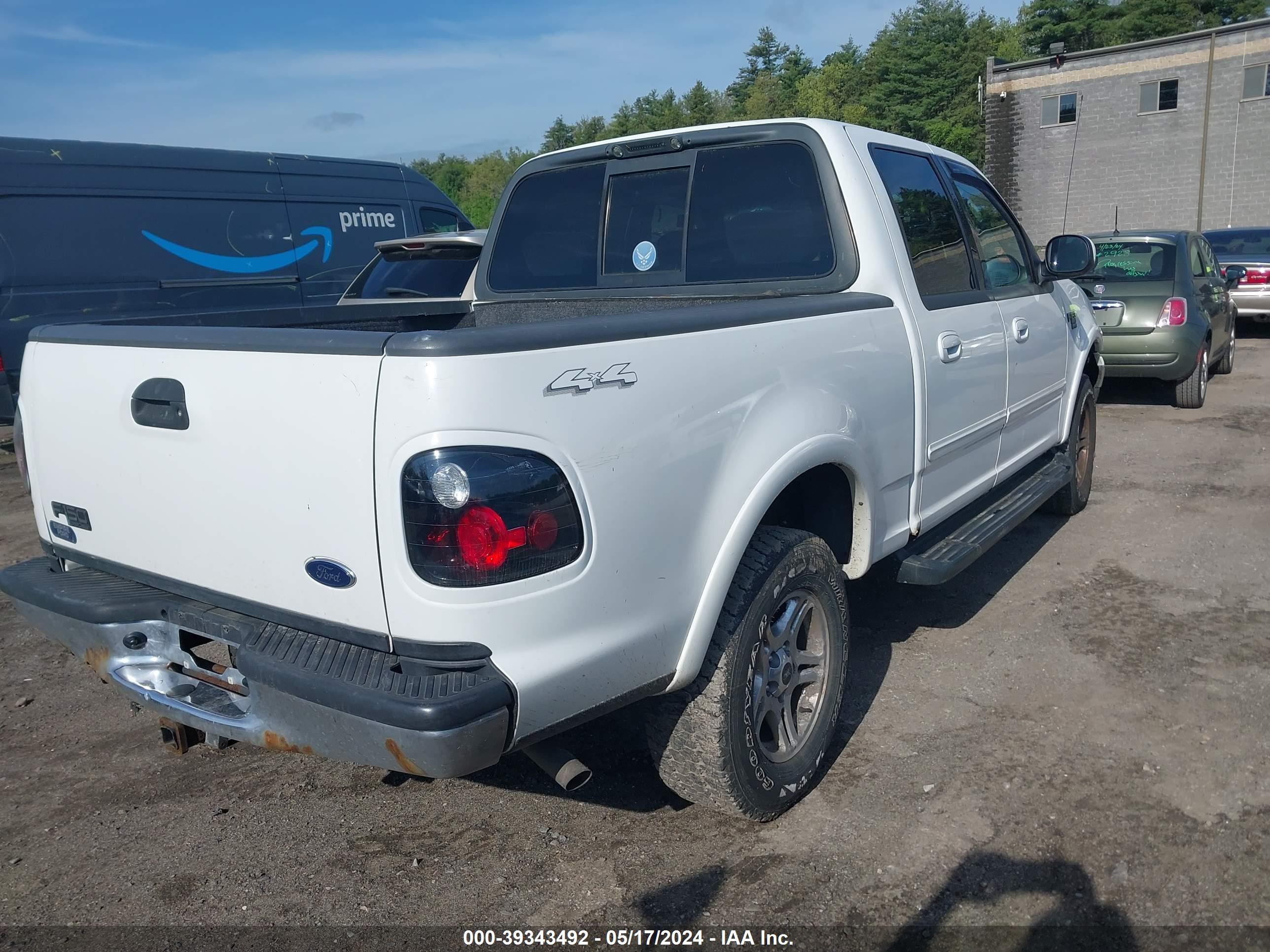 Photo 3 VIN: 1FTRW08612KD47424 - FORD F-150 