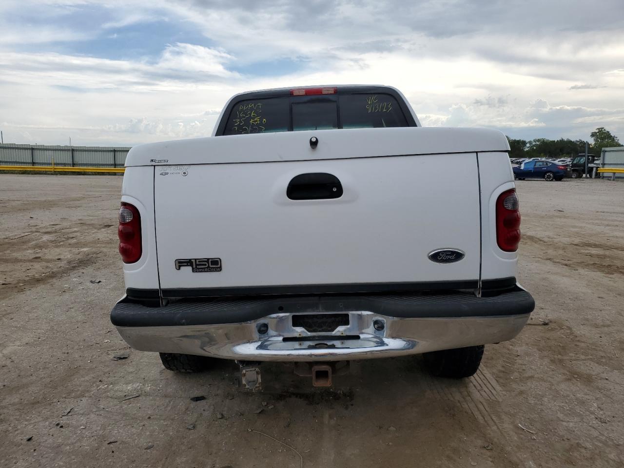 Photo 5 VIN: 1FTRW08L22KB33614 - FORD F-150 