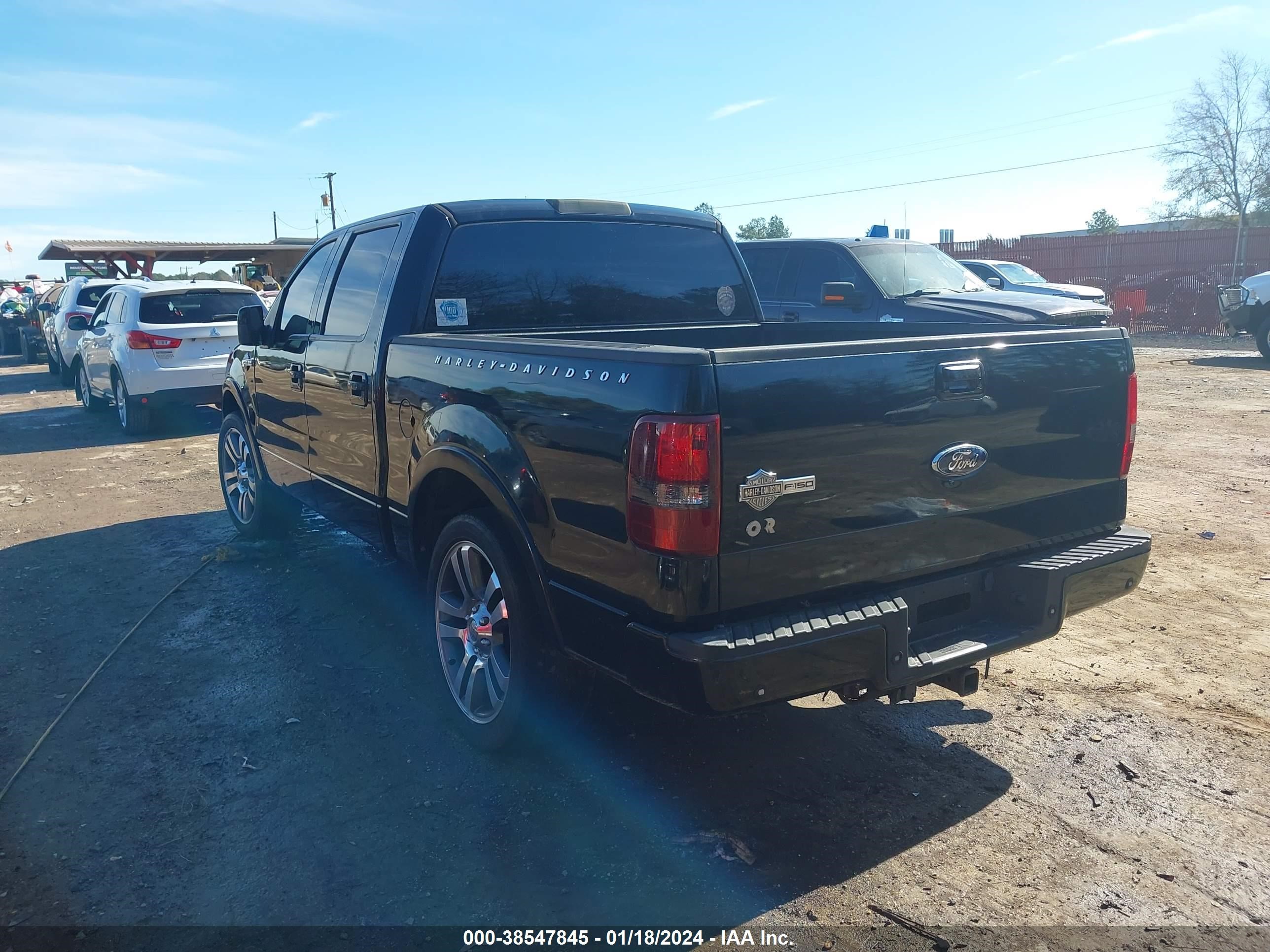 Photo 2 VIN: 1FTRW12587FB45508 - FORD F-150 