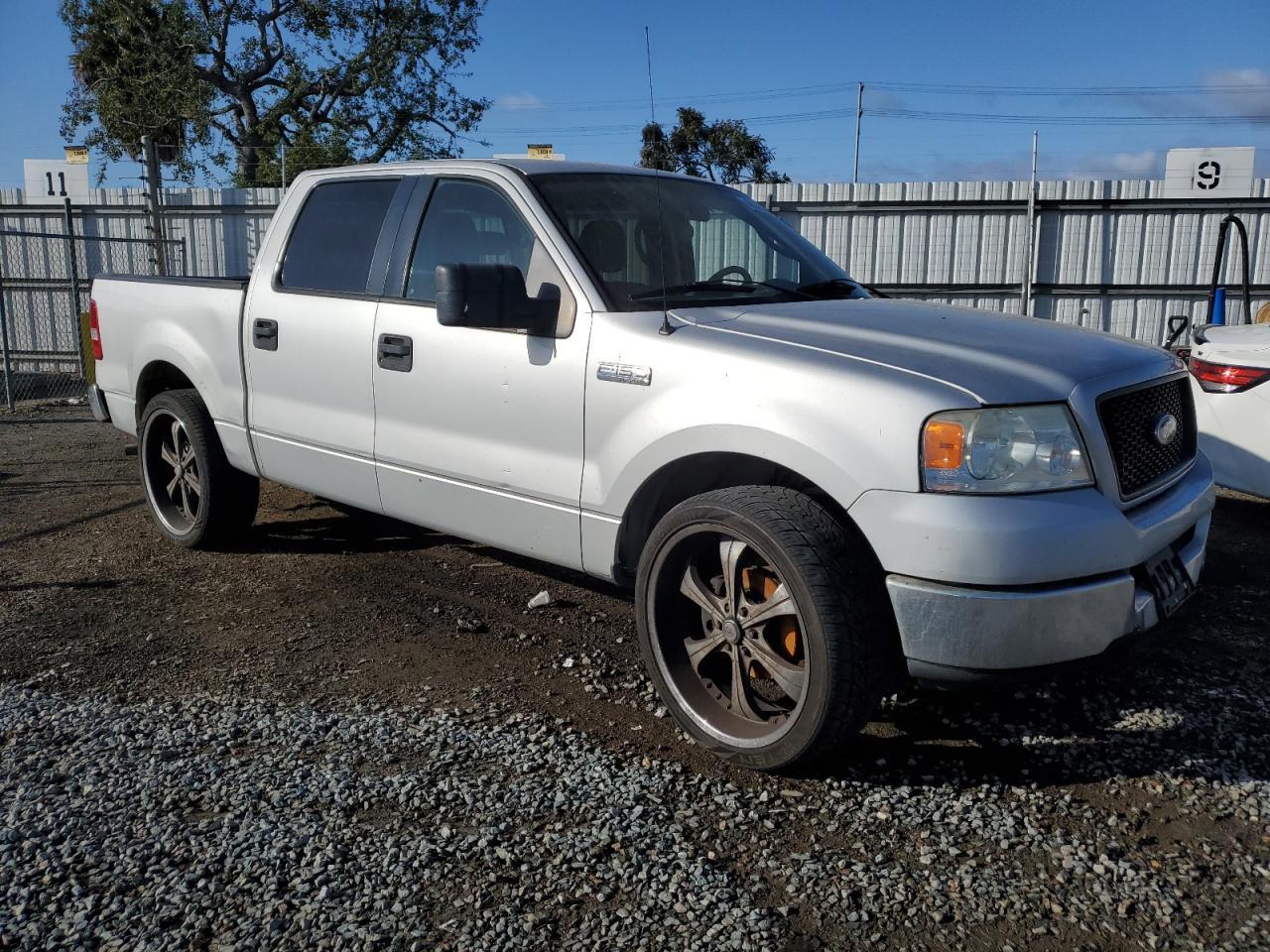 Photo 3 VIN: 1FTRW12W05KE88570 - FORD F-150 