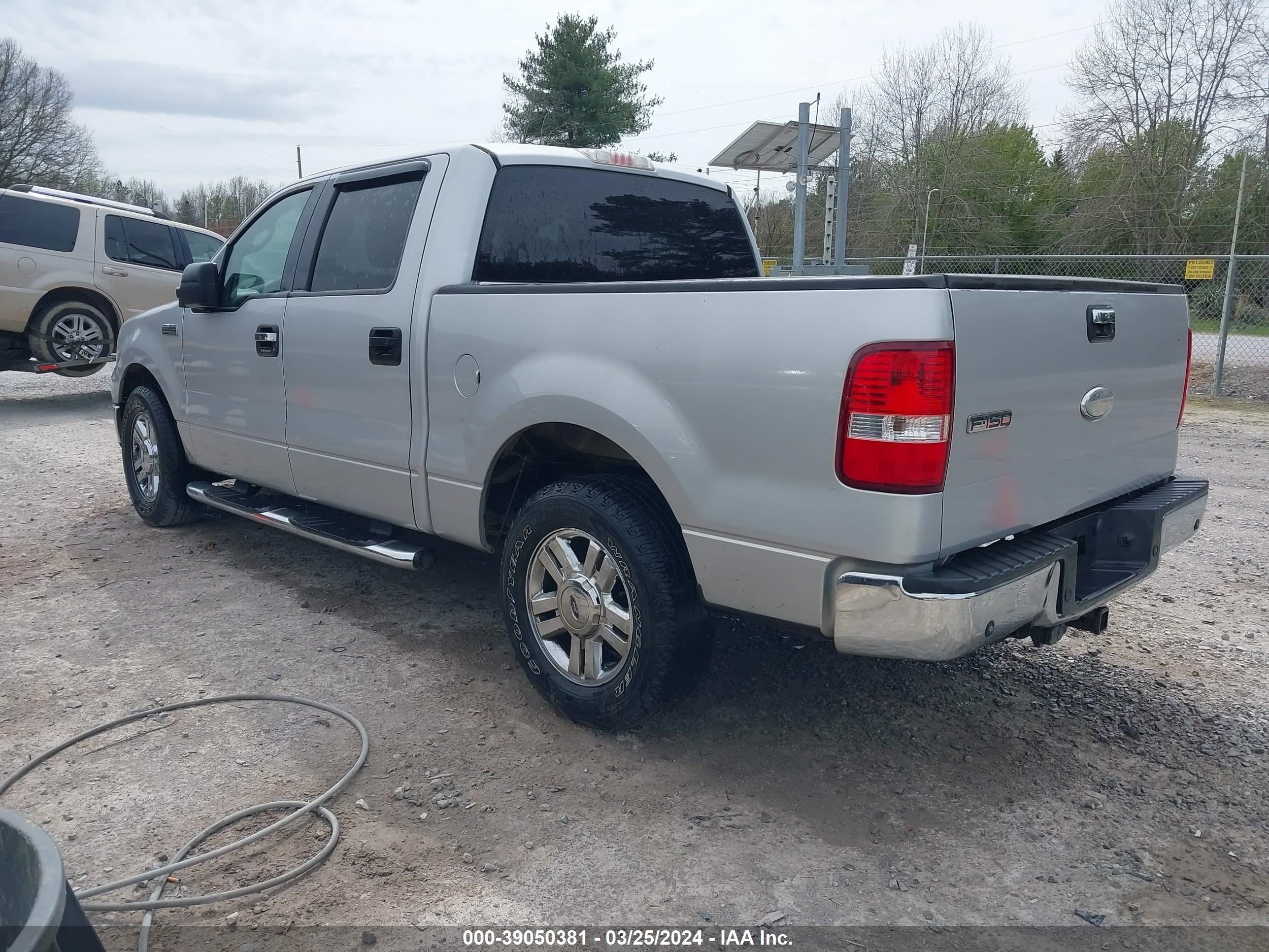 Photo 2 VIN: 1FTRW12W08FA77568 - FORD F-150 