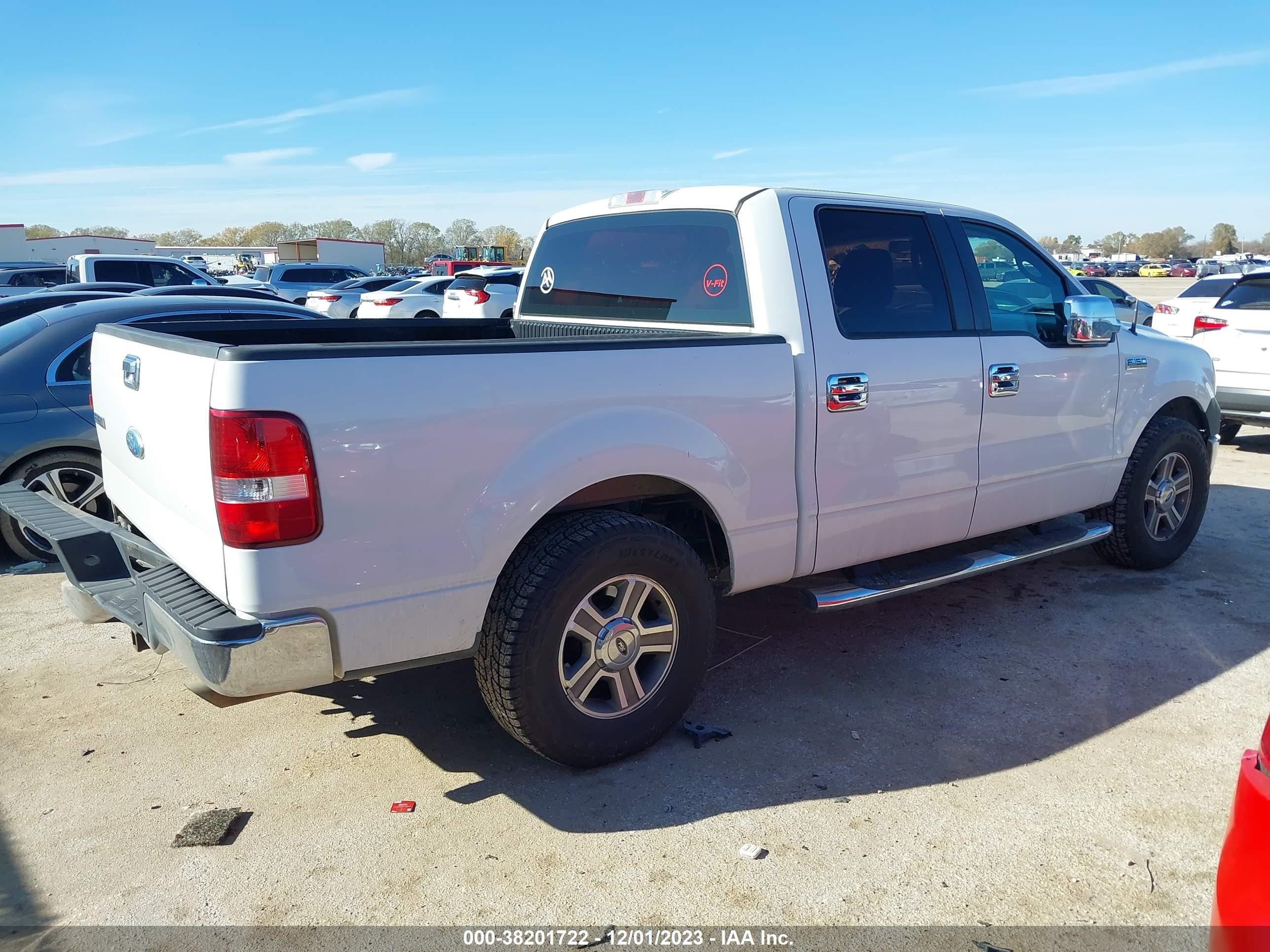 Photo 3 VIN: 1FTRW12W48KB70696 - FORD F-150 