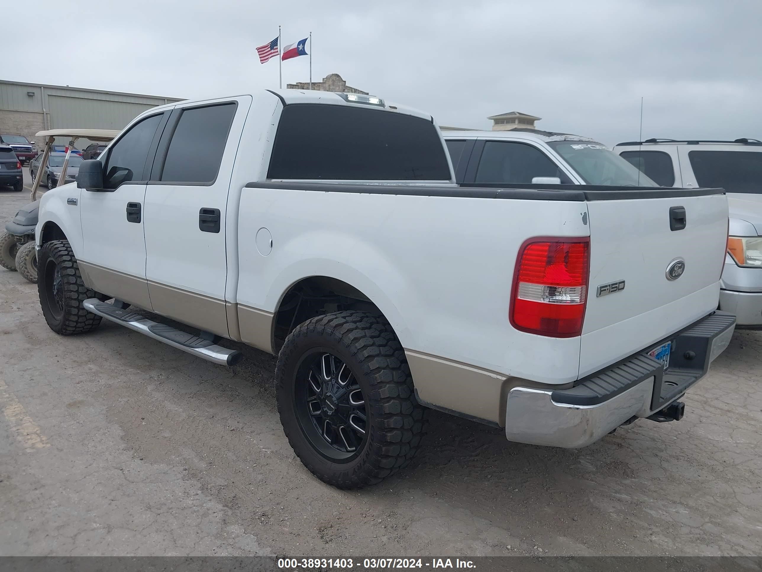 Photo 2 VIN: 1FTRW12W97FA64851 - FORD F-150 