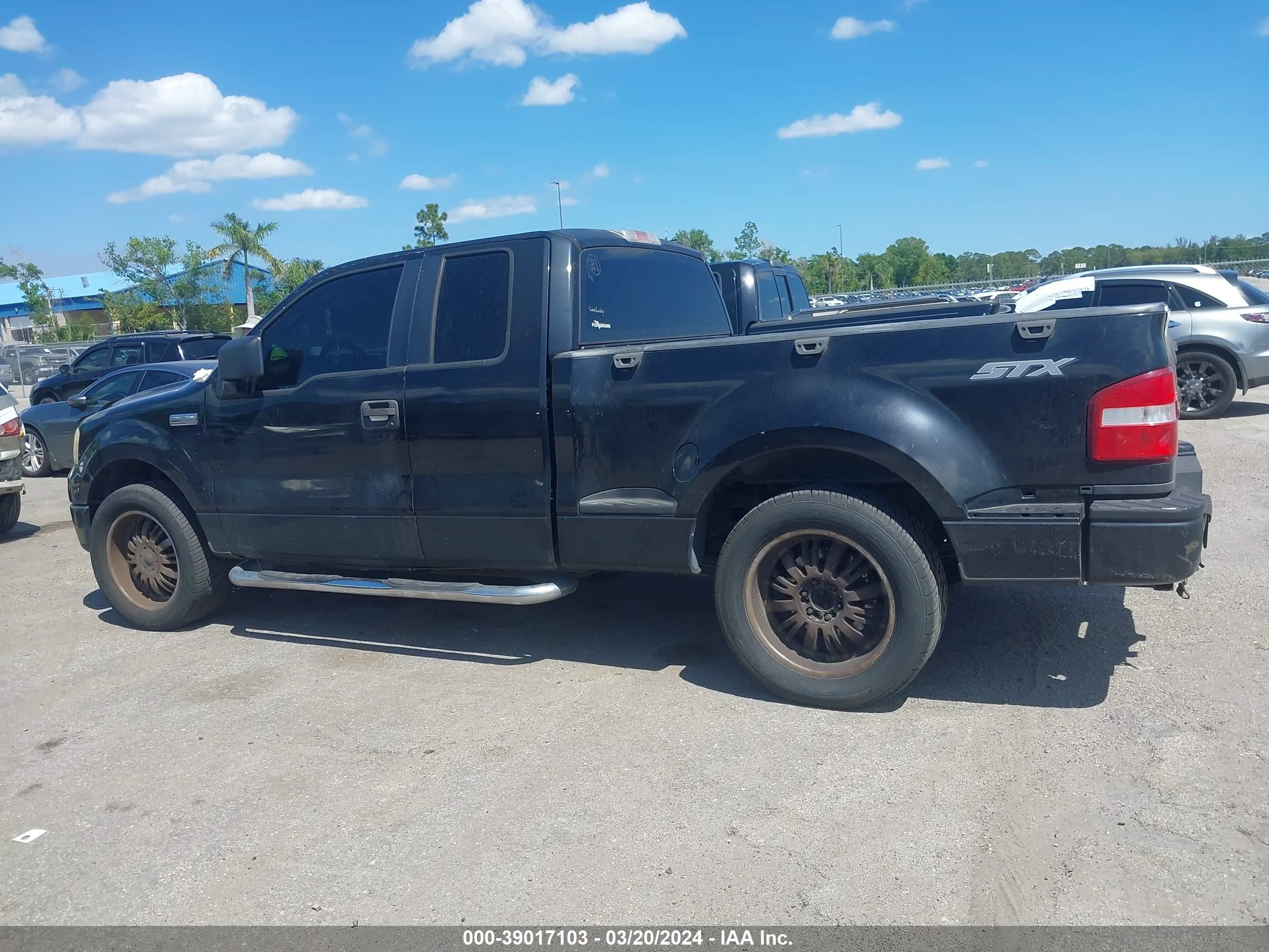 Photo 13 VIN: 1FTRX02W26KC52804 - FORD F-150 