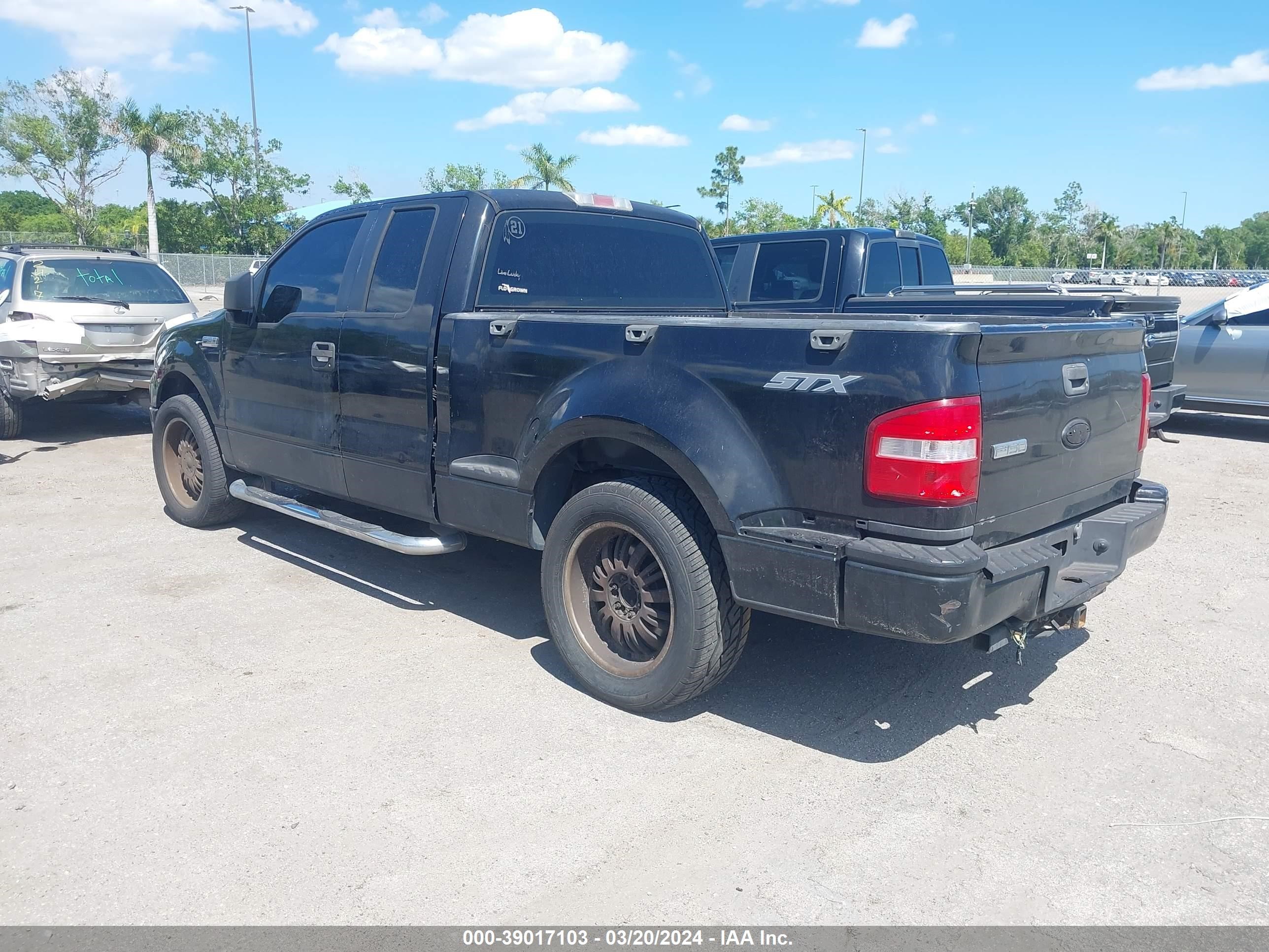 Photo 2 VIN: 1FTRX02W26KC52804 - FORD F-150 