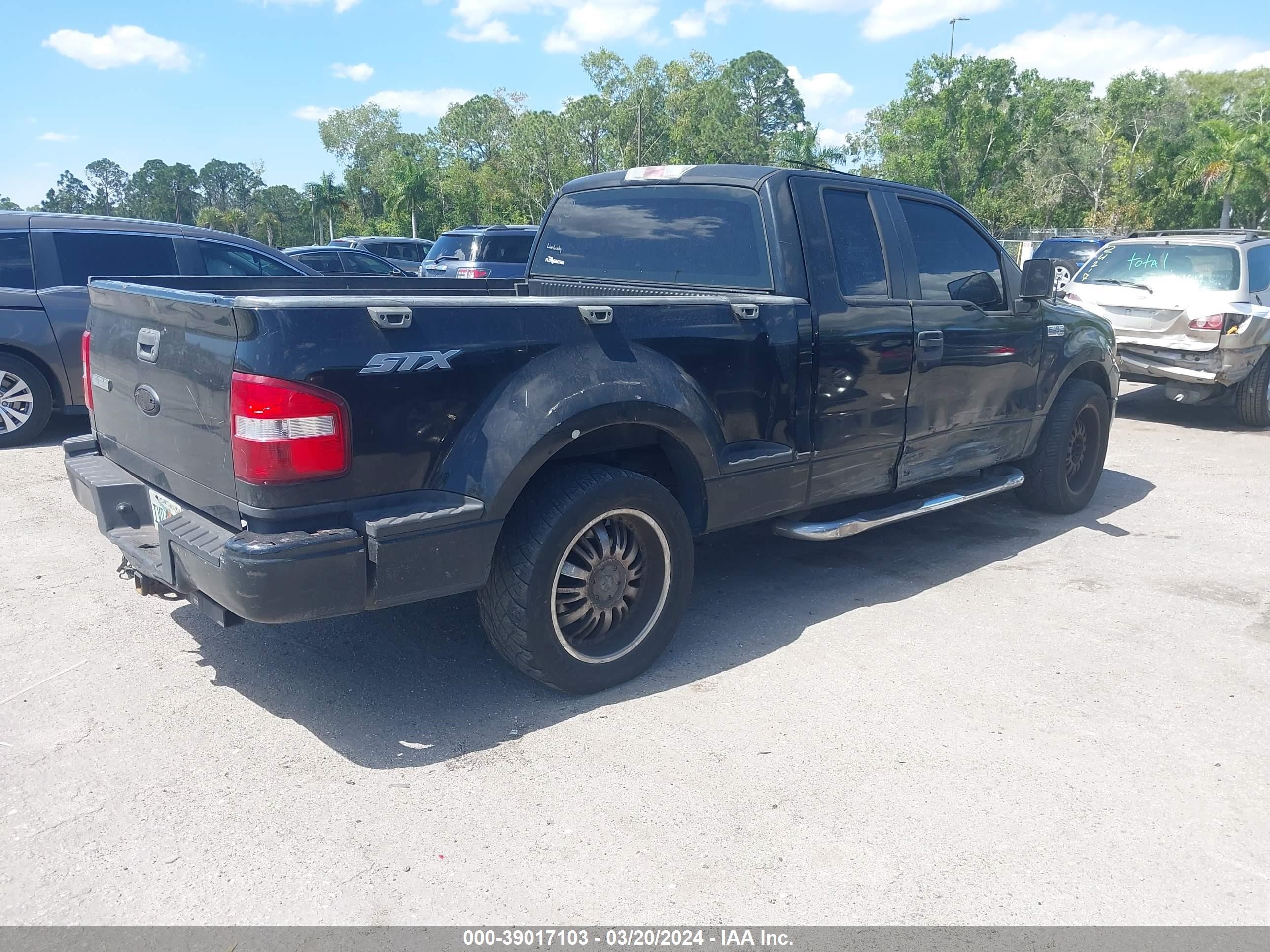 Photo 3 VIN: 1FTRX02W26KC52804 - FORD F-150 