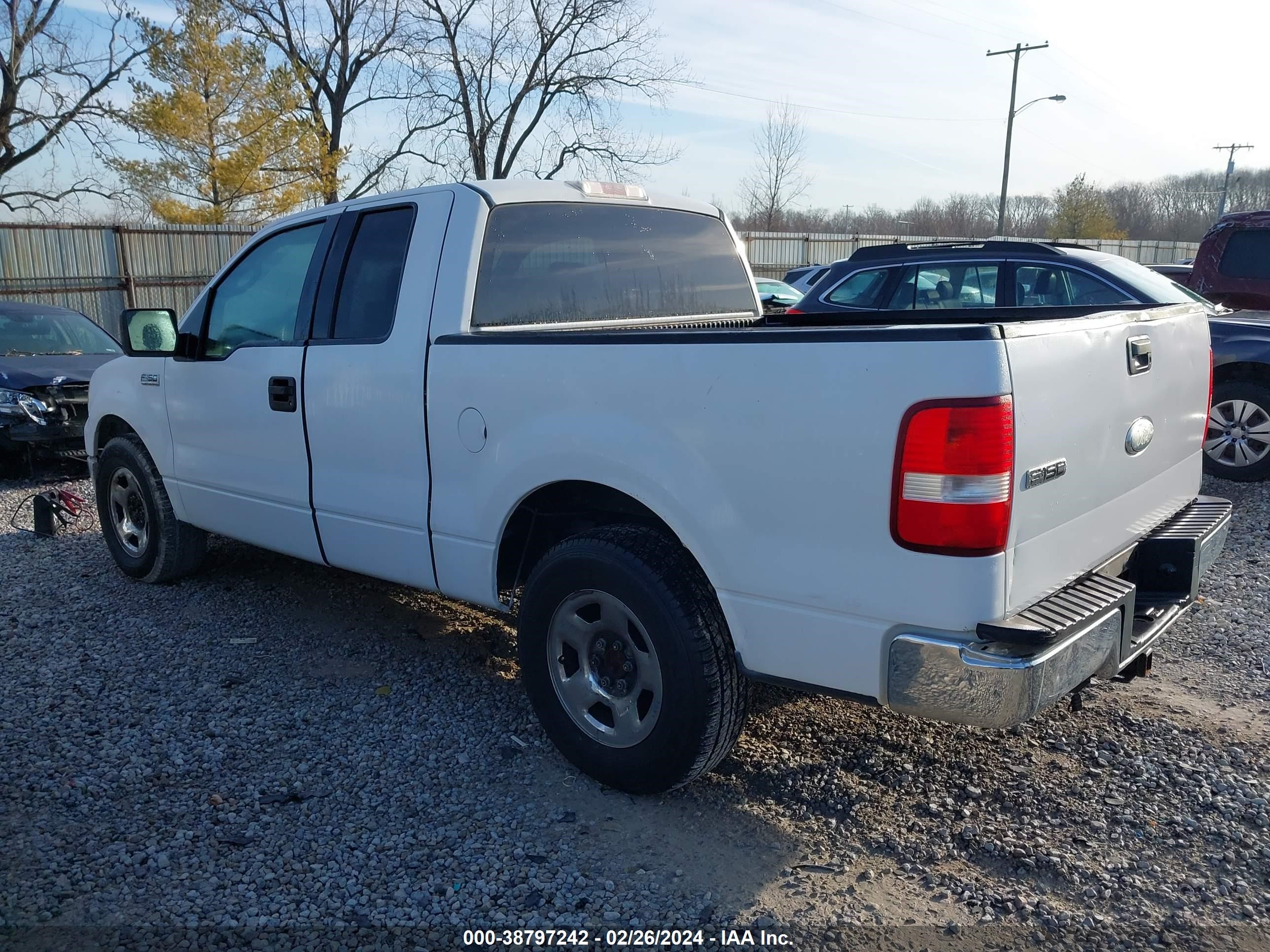 Photo 2 VIN: 1FTRX12516KC83006 - FORD F-150 