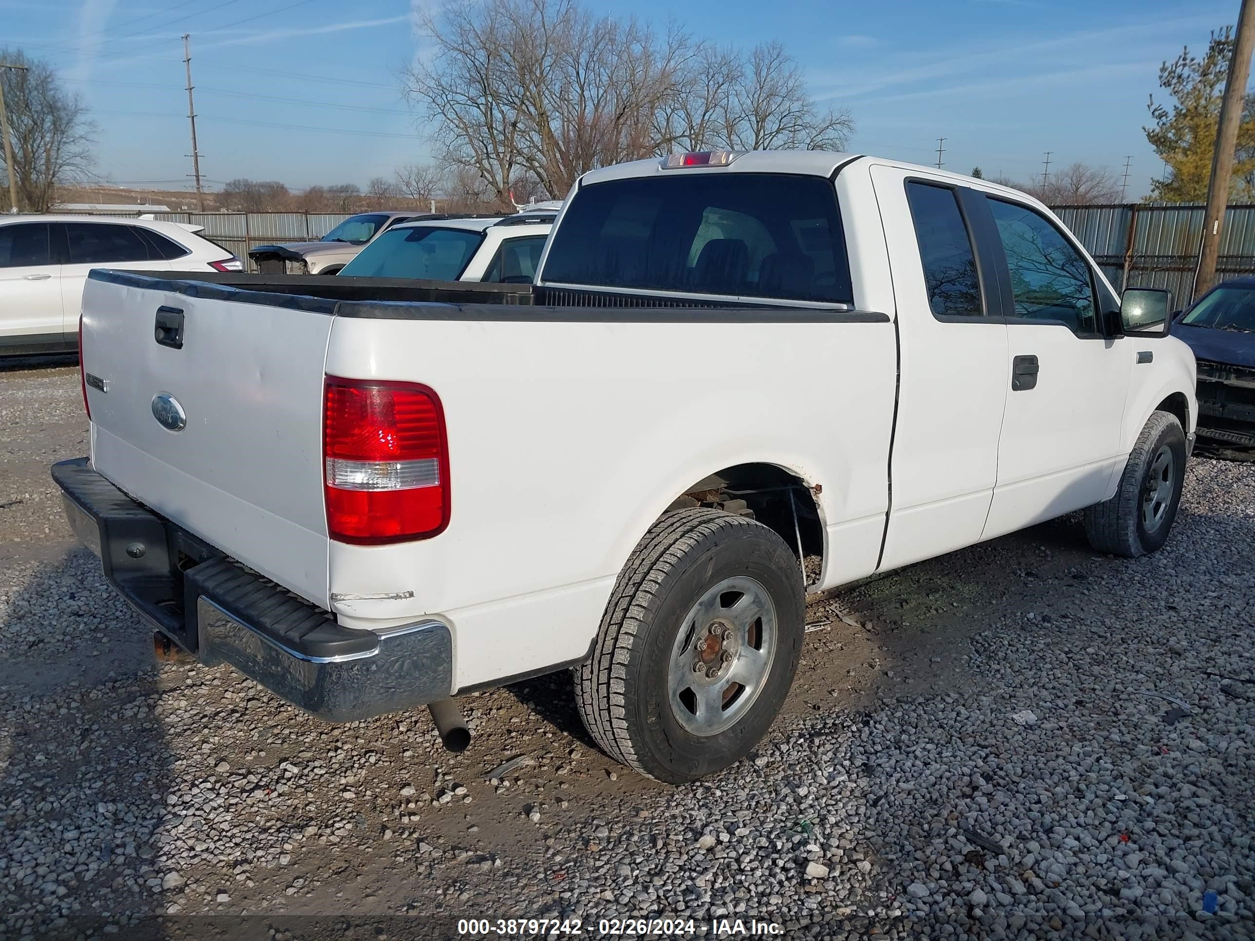 Photo 3 VIN: 1FTRX12516KC83006 - FORD F-150 