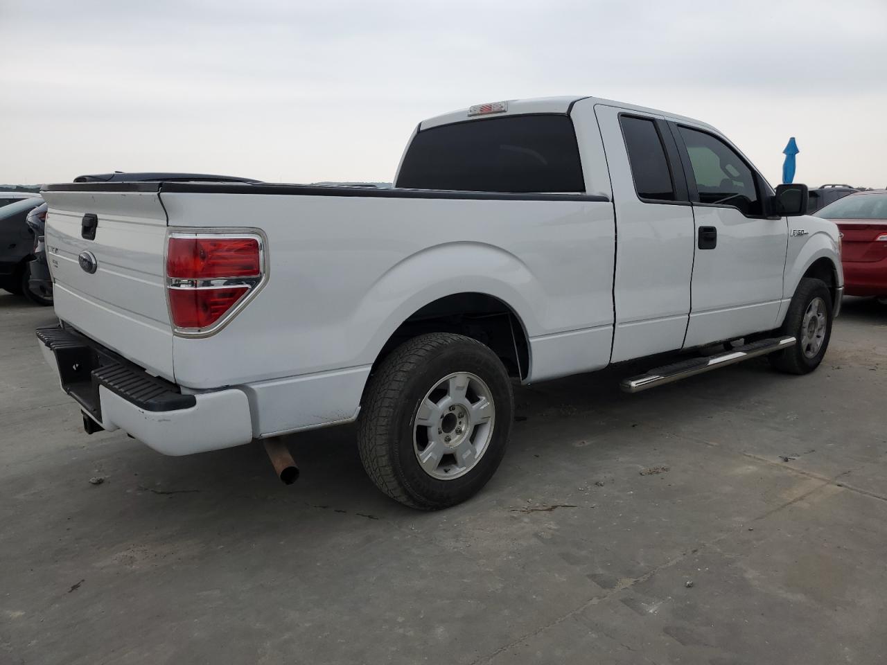 Photo 2 VIN: 1FTRX12V09FA43829 - FORD F-150 