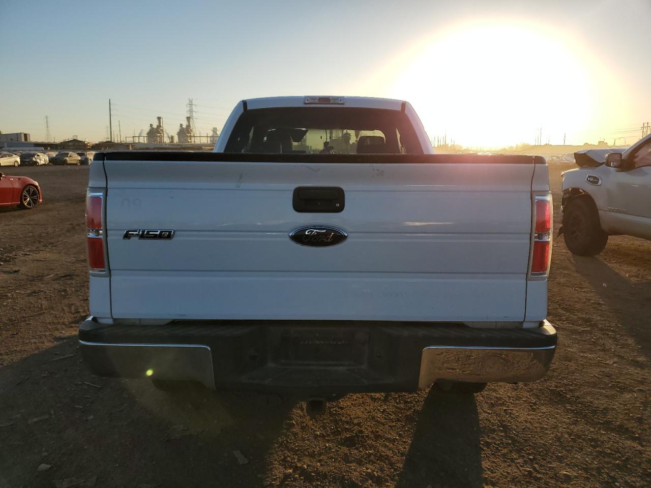 Photo 5 VIN: 1FTRX12V69FB04603 - FORD F-150 