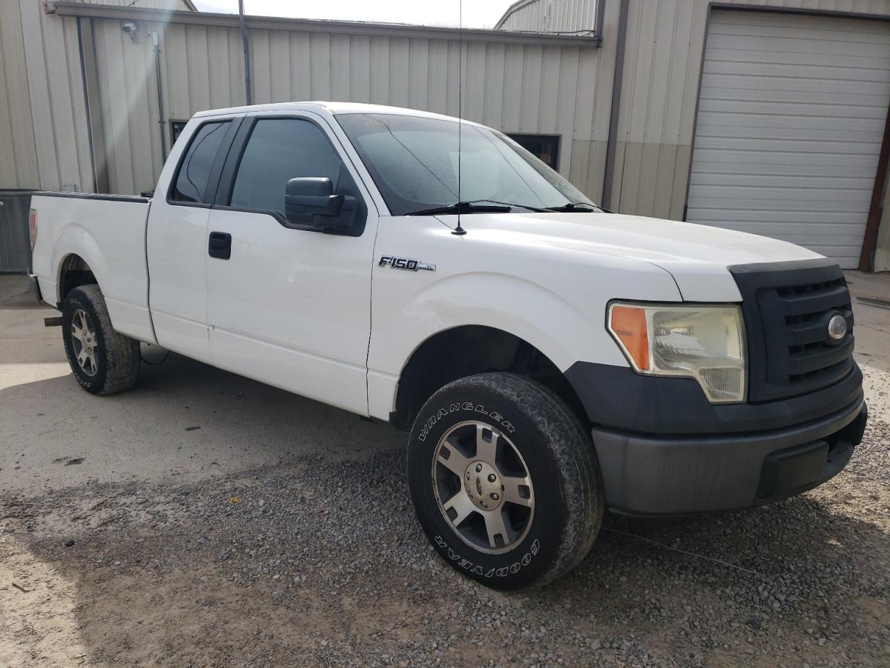 Photo 3 VIN: 1FTRX12V99KB41832 - FORD F-150 