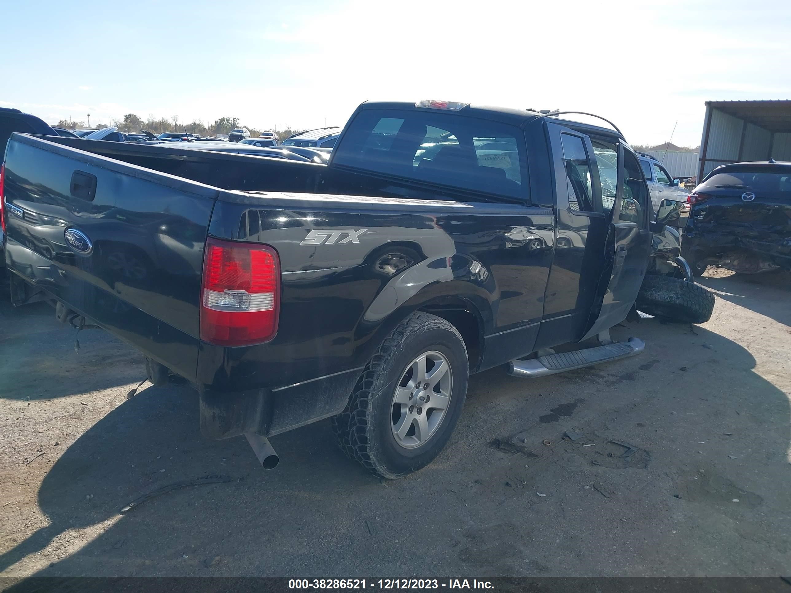 Photo 3 VIN: 1FTRX12W05NA74393 - FORD F-150 